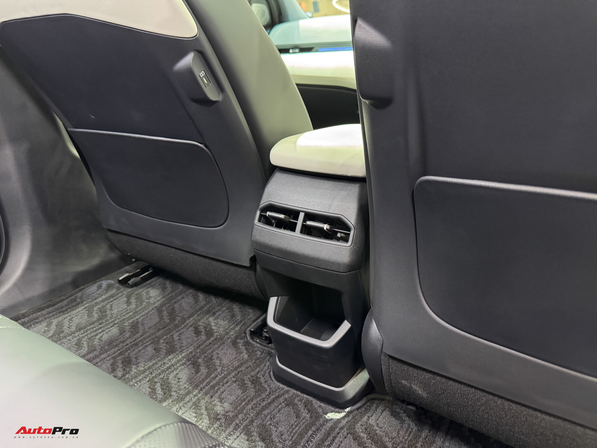 Kia EV4 ra mắt Đông Nam Á: Chạy tối đa 630km/sạc, nếu về Việt Nam đủ chạy từ Hà Nội tới Quảng Trị- Ảnh 19.