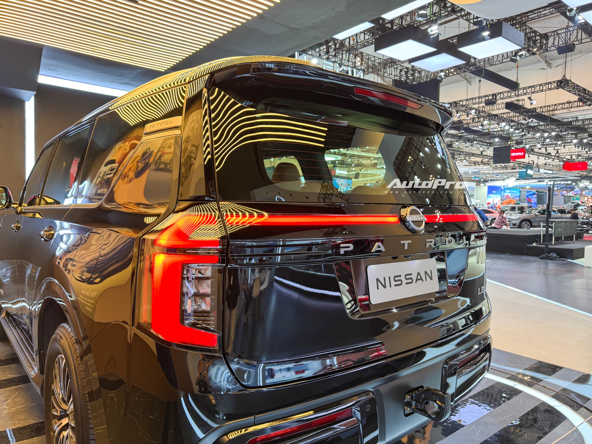 Ngồi thử Nissan Patrol thế hệ mới 'đồn đoán' sẽ về Việt Nam: Nội thất đủ cho 8 người lớn, dùng máy V6 chung với GT-R- Ảnh 9. Ngồi thử Nissan Patrol thế hệ mới 'đồn đoán' sẽ về Việt Nam: Nội thất đủ cho 8 người lớn, dùng máy V6 chung với GT-R- Ảnh 9.