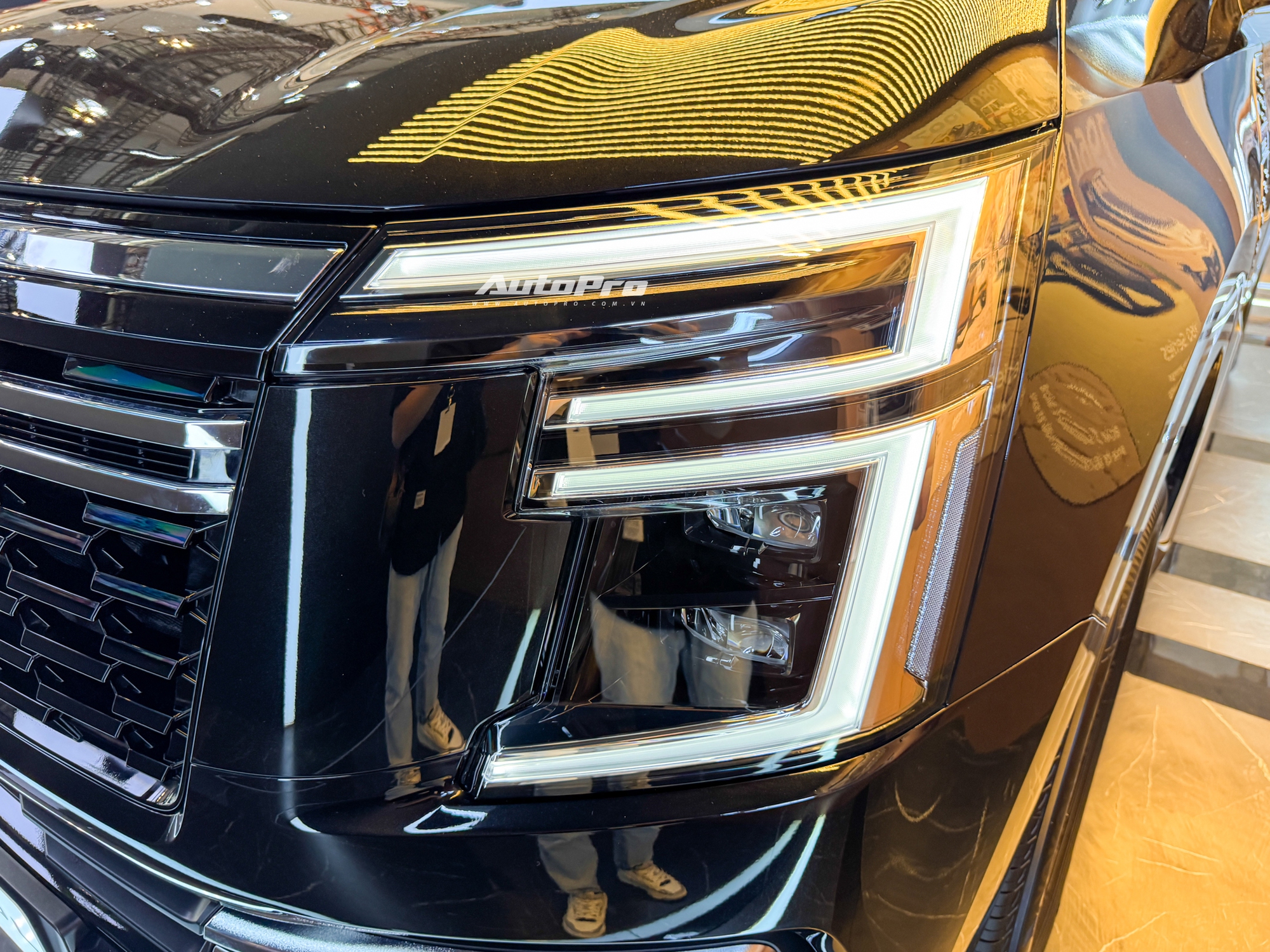 Ngồi thử Nissan Patrol thế hệ mới 'đồn đoán' sẽ về Việt Nam: Nội thất đủ cho 8 người lớn, dùng máy V6 chung với GT-R- Ảnh 4. Ngồi thử Nissan Patrol thế hệ mới 'đồn đoán' sẽ về Việt Nam: Nội thất đủ cho 8 người lớn, dùng máy V6 chung với GT-R- Ảnh 4.