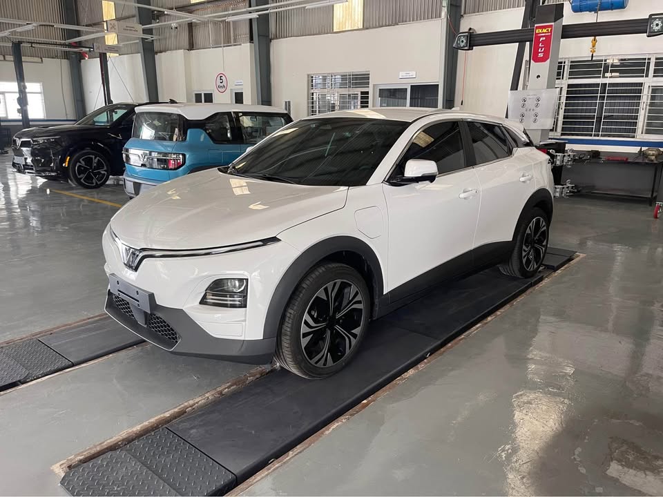 Cách người Việt mua xe gầm cao nửa đầu 2025: 10 mẫu thì 9 mẫu dưới 1 tỷ, xe duy nhất trên 1 tỷ là cái tên đã hạ gục Fortuner, Santa Fe- Ảnh 4. Cách người Việt mua xe gầm cao nửa đầu 2025: 10 mẫu thì 9 mẫu dưới 1 tỷ, xe duy nhất trên 1 tỷ là cái tên đã hạ gục Fortuner, Santa Fe- Ảnh 4.