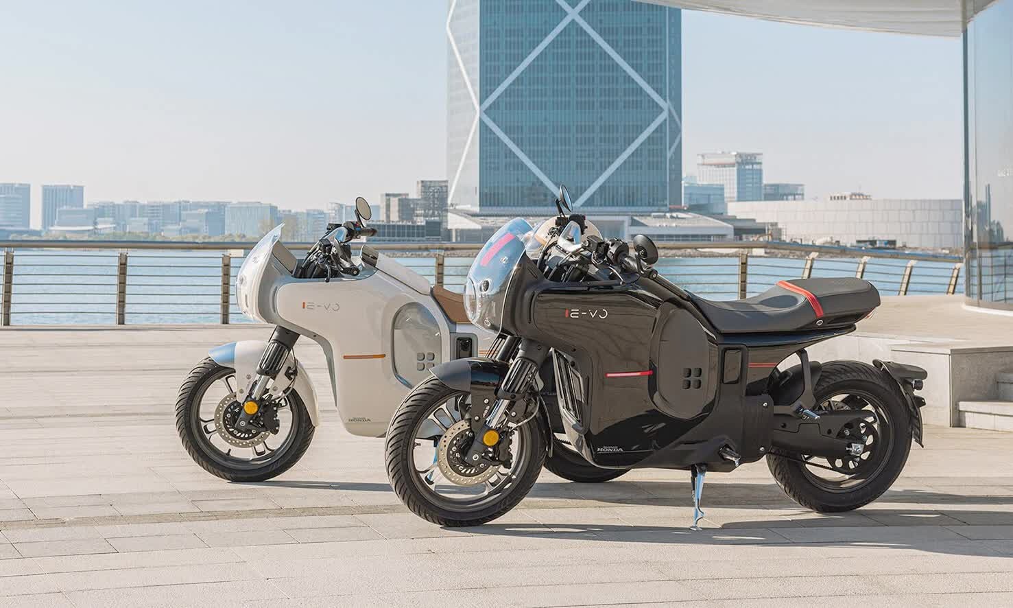 2 mẫu xe điện Honda sắp về Việt Nam: "PCX điện" giá chỉ hơn 30 triệu đối đầu "siêu phẩm" café-racer- Ảnh 1. 2 mẫu xe điện Honda sắp về Việt Nam: "PCX điện" giá chỉ hơn 30 triệu đối đầu "siêu phẩm" café-racer- Ảnh 1.