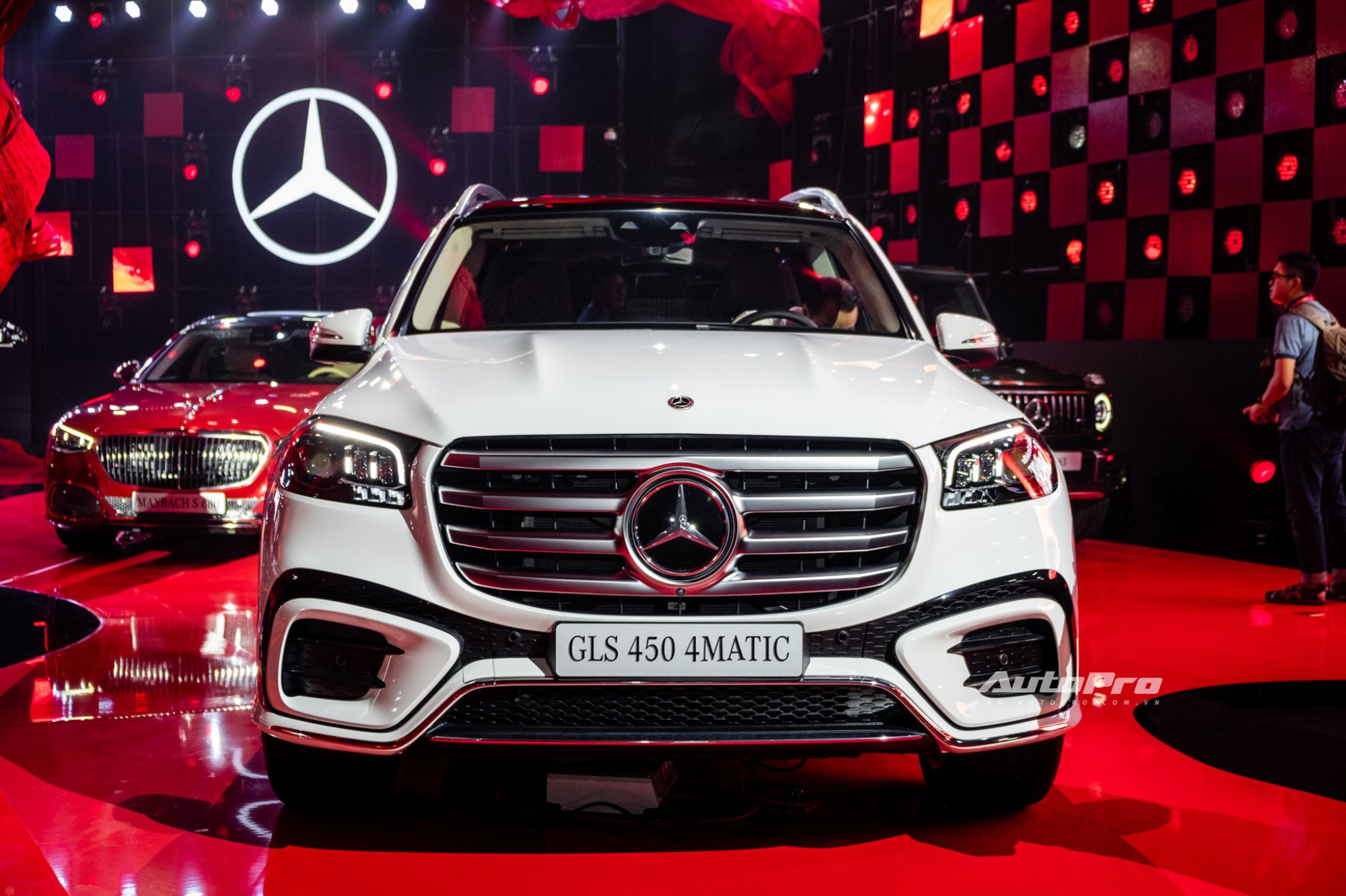 Mercedes-Benz GLS 450 2025 ra mắt Việt Nam: Giá 5,689 tỷ đồng, thêm nhiều công nghệ mới, đã có ADAS cạnh tranh X7- Ảnh 2.