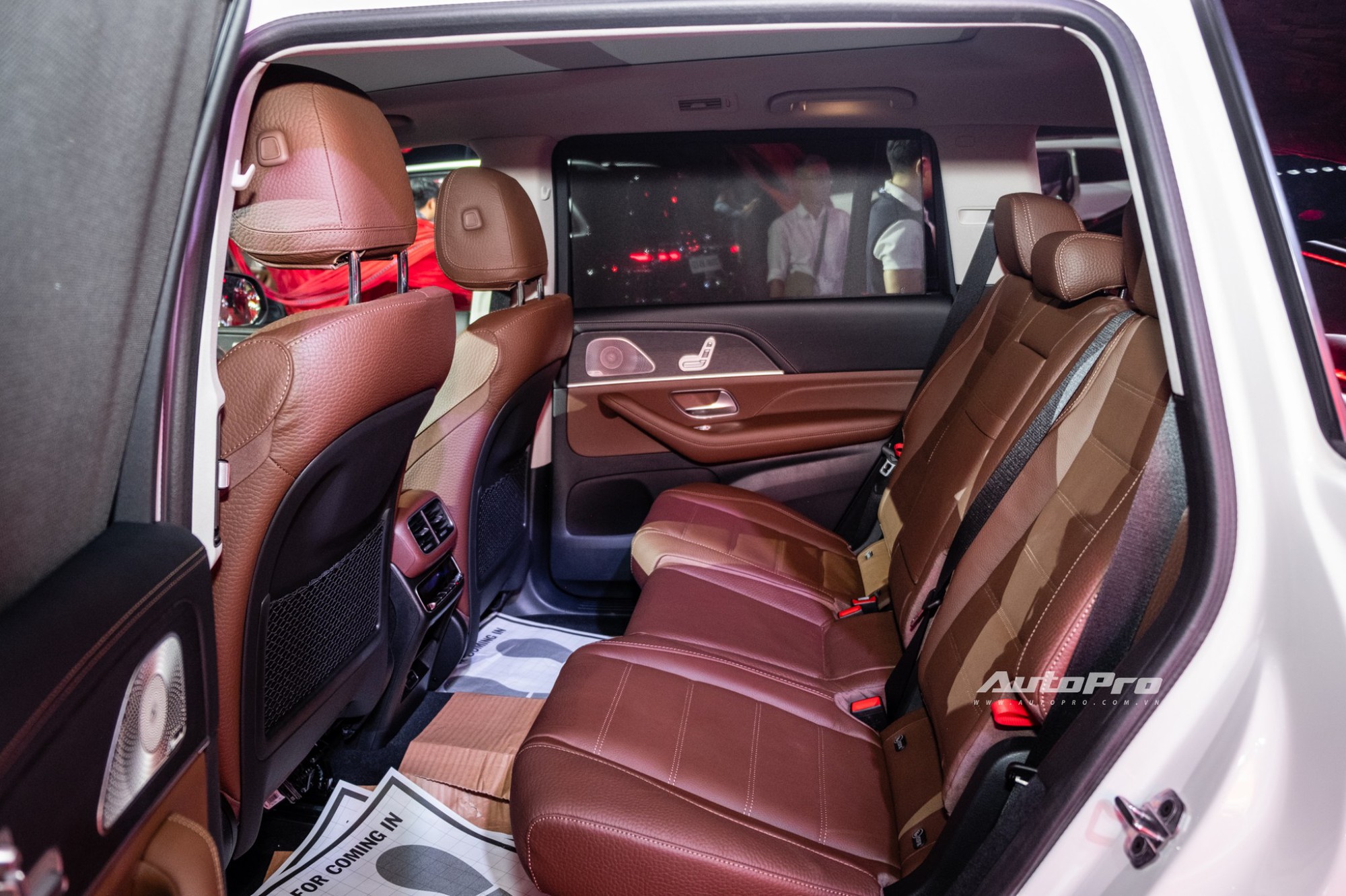 Mercedes-Benz GLS 450 2025 ra mắt Việt Nam: Giá 5,689 tỷ đồng, thêm nhiều công nghệ mới, đã có ADAS cạnh tranh X7- Ảnh 15.