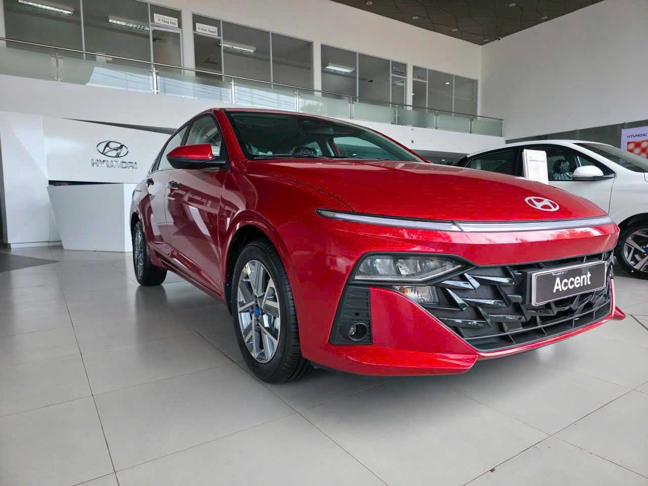 Hyundai Accent giảm 82 triệu đồng tại đại lý: Bản giữa nhưng rẻ hơn cả Vios, City bản tiêu chuẩn- Ảnh 5.