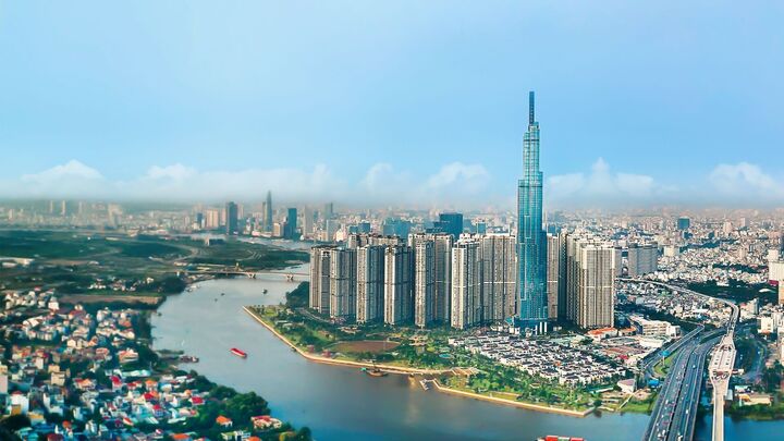6 tháng đầu năm, Vingroup đạt doanh thu hơn 130.000 tỷ đồng- Ảnh 1. 6 tháng đầu năm, Vingroup đạt doanh thu hơn 130.000 tỷ đồng- Ảnh 1.