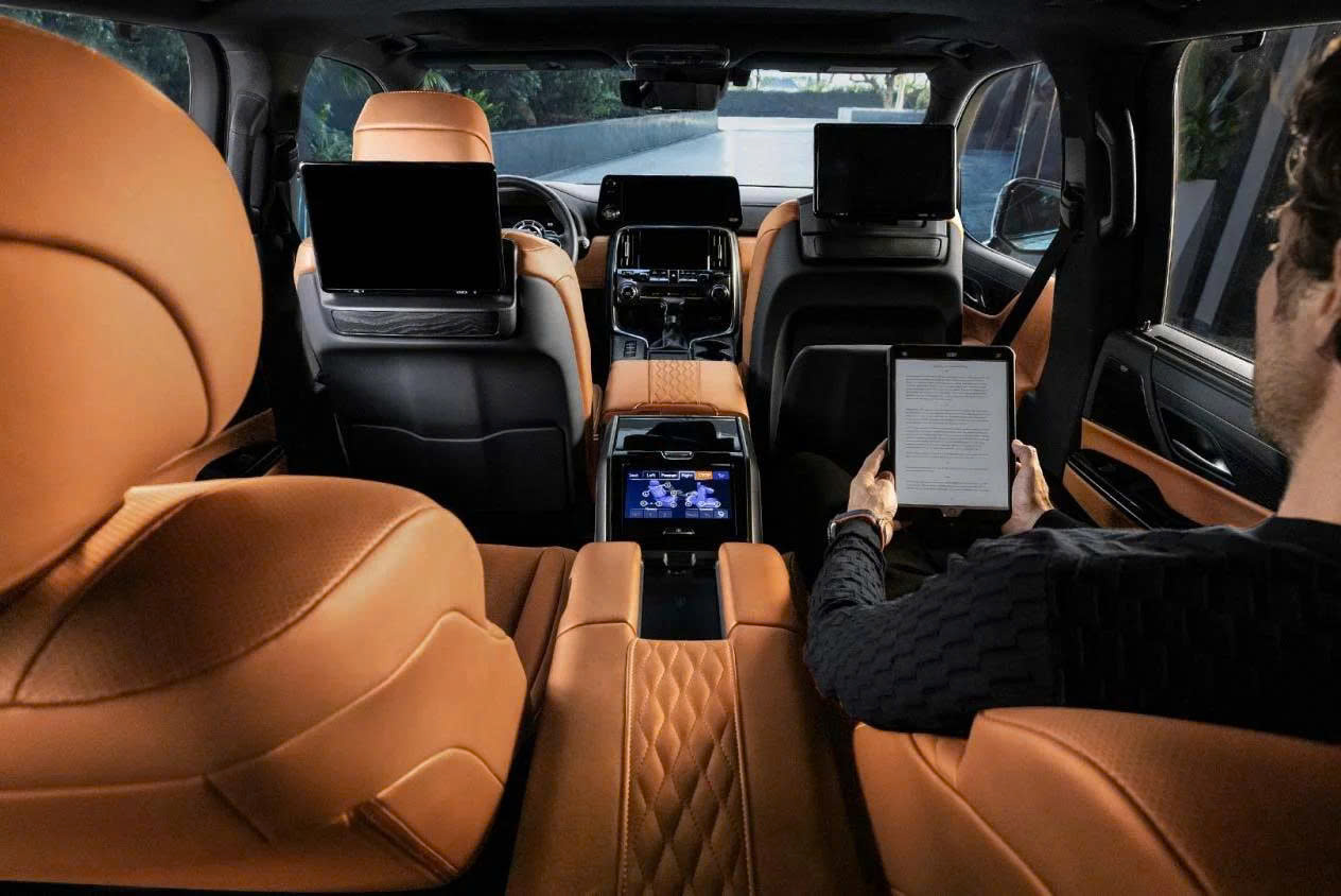 Chi tiết 'chuyên cơ mặt đất' Lexus LX 700h tại ĐNÁ: Giá quy đổi từ 5,4 tỷ đồng, động cơ hybrid mạnh 457 mã lực, có bản 4 chỗ với ghế thương gia- Ảnh 5.