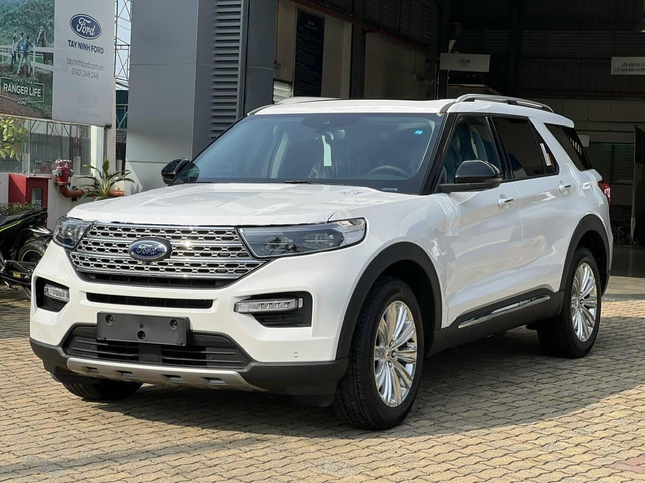 Ô tô Mỹ khó rẻ hơn như dân mạng kỳ vọng khi thuế nhập khẩu 0% vì đây là lý do- Ảnh 2. Ô tô Mỹ khó rẻ hơn như dân mạng kỳ vọng khi thuế nhập khẩu 0% vì đây là lý do- Ảnh 2.