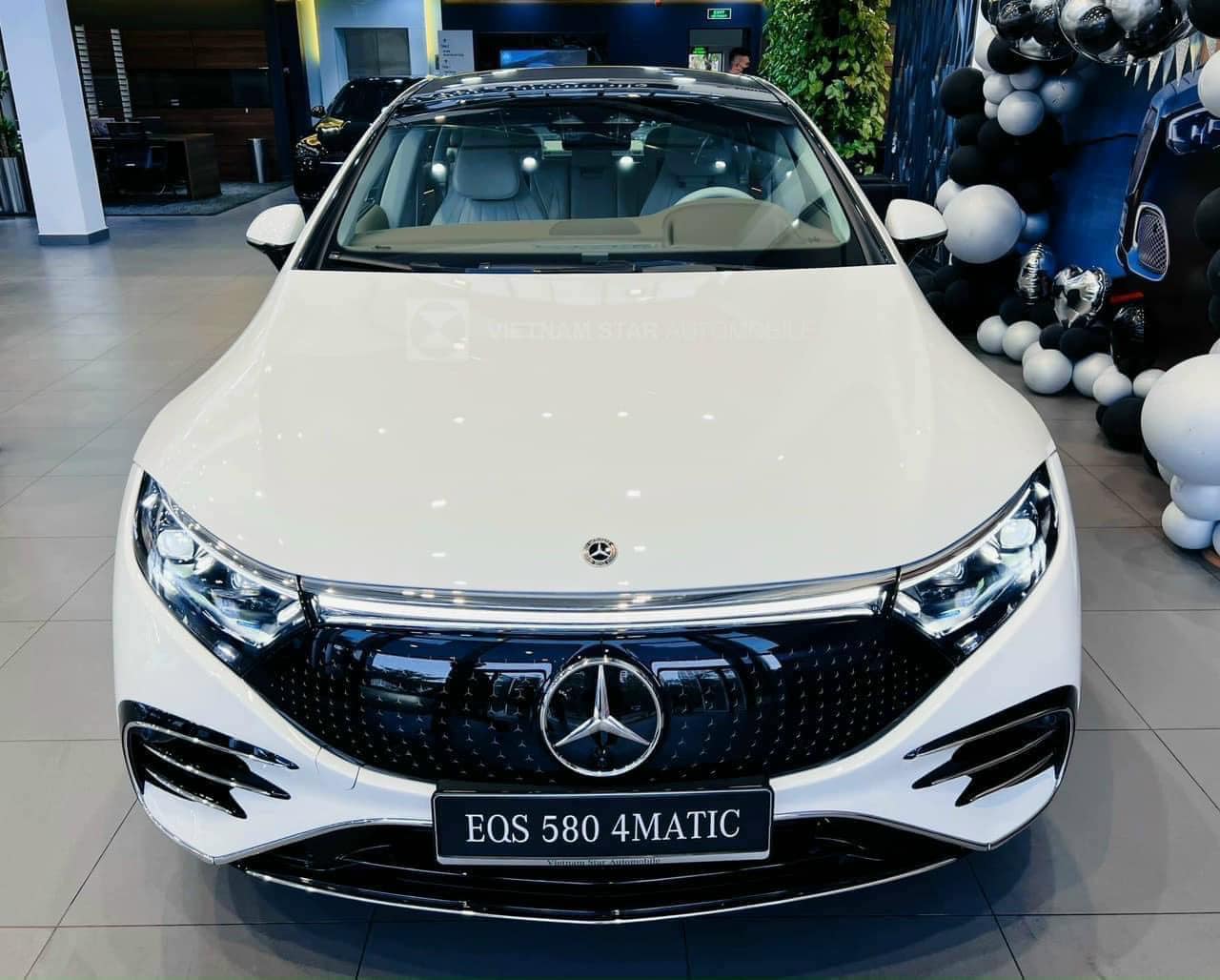 Mercedes-Benz EQS không bán tốt như kỳ vọng, sếp hãng thừa nhận lý do vì thiết kế... đi trước thời đại quá xa- Ảnh 2. Mercedes-Benz EQS không bán tốt như kỳ vọng, sếp hãng thừa nhận lý do vì thiết kế... đi trước thời đại quá xa- Ảnh 2.