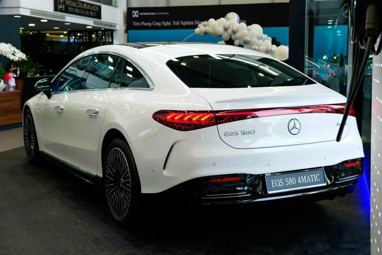 Mercedes-Benz EQS không bán tốt như kỳ vọng, sếp hãng thừa nhận lý do vì thiết kế... đi trước thời đại quá xa- Ảnh 5.