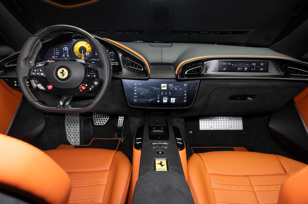 Ferrari Amalfi vừa ra mắt đã bị chế ảnh thành xe... Toyota- Ảnh 11. Ferrari Amalfi vừa ra mắt đã bị chế ảnh thành xe... Toyota- Ảnh 11.