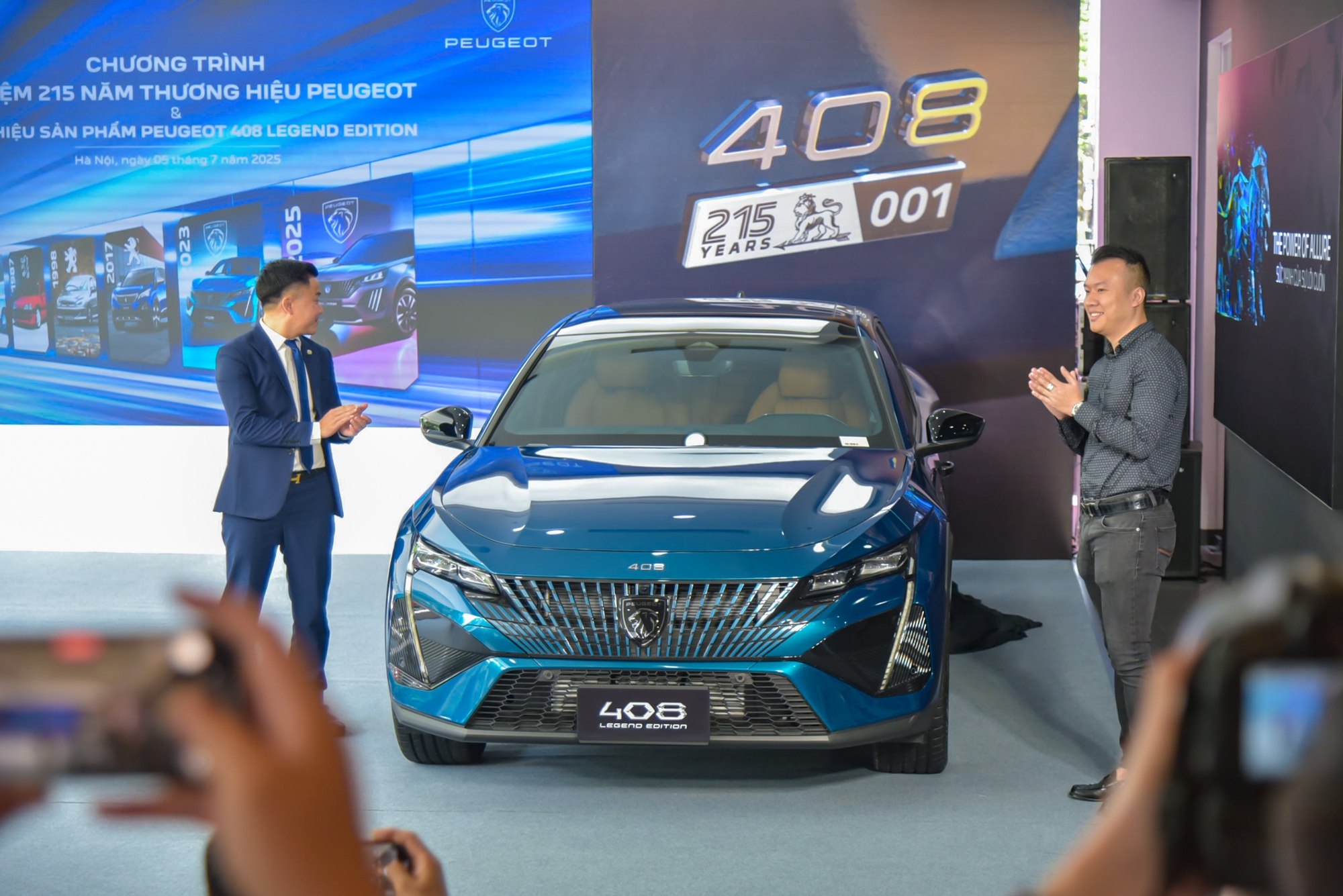 Ảnh chi tiết Peugeot 408 bản đặc biệt giới hạn giá từ 1,039 tỷ đồng đã về đại lý: Bộ ghế là điểm khác biệt nổi bật nhất- Ảnh 1. Ảnh chi tiết Peugeot 408 bản đặc biệt giới hạn giá từ 1,039 tỷ đồng đã về đại lý: Bộ ghế là điểm khác biệt nổi bật nhất- Ảnh 1.
