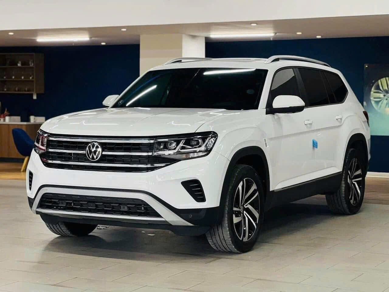 VW Teramont hạ giá kỷ lục còn 1,788 tỷ đồng: Là bản Limited nhiều 'option' xịn, tăng cạnh tranh trước Palisade, làm khó Explorer- Ảnh 8.
