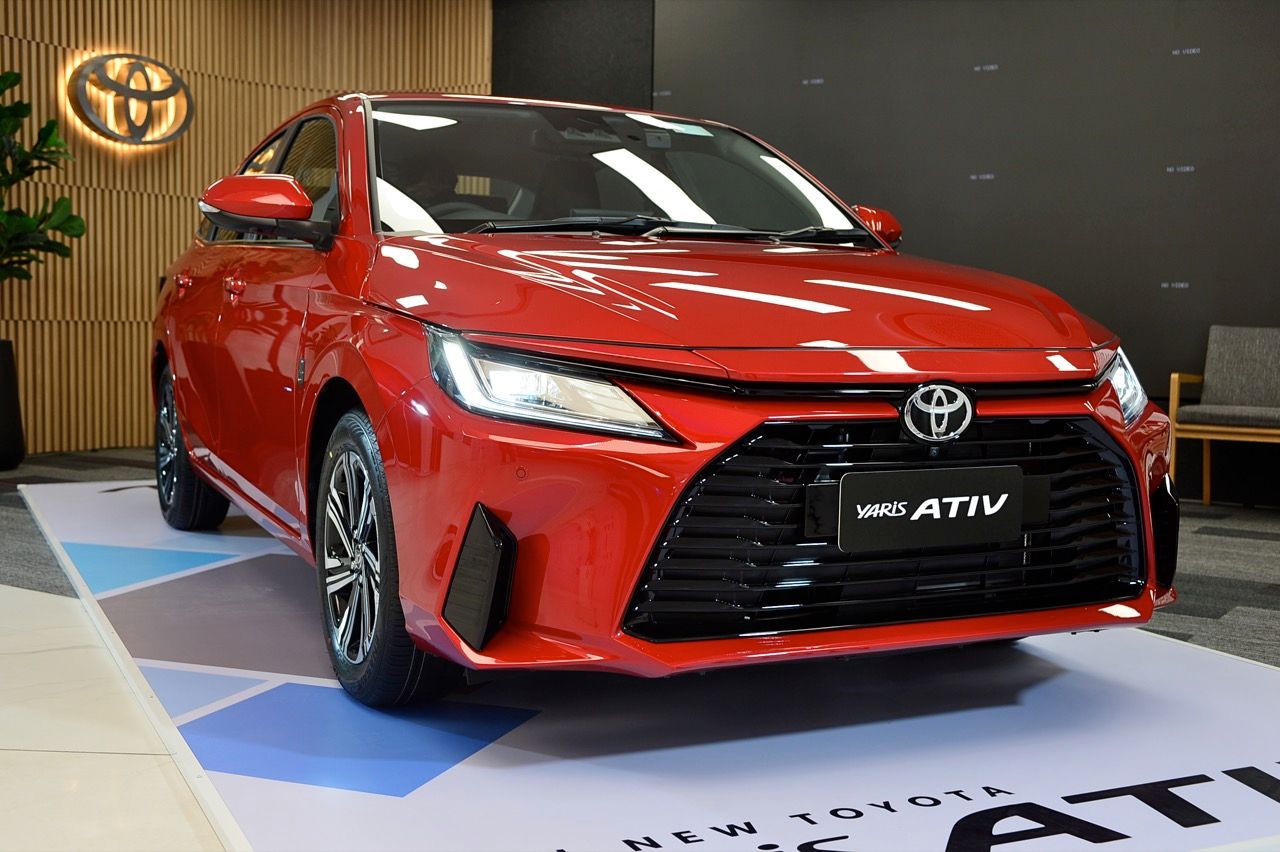 Toyota Vios hybrid chốt lịch ra mắt tháng sau: Động cơ như Yaris Cross, tiêu thụ từ 3,8 lít/100km, về Việt Nam dễ hot- Ảnh 2. Toyota Vios hybrid chốt lịch ra mắt tháng sau: Động cơ như Yaris Cross, tiêu thụ từ 3,8 lít/100km, về Việt Nam dễ hot- Ảnh 2.