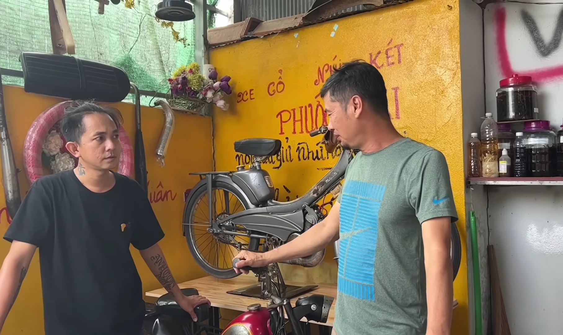 Nam diễn viên được tặng xe: "Tôi có dơ cỡ nào cũng không lấy của người giàu 1 đồng"- Ảnh 3. Nam diễn viên được tặng xe: "Tôi có dơ cỡ nào cũng không lấy của người giàu 1 đồng"- Ảnh 3.