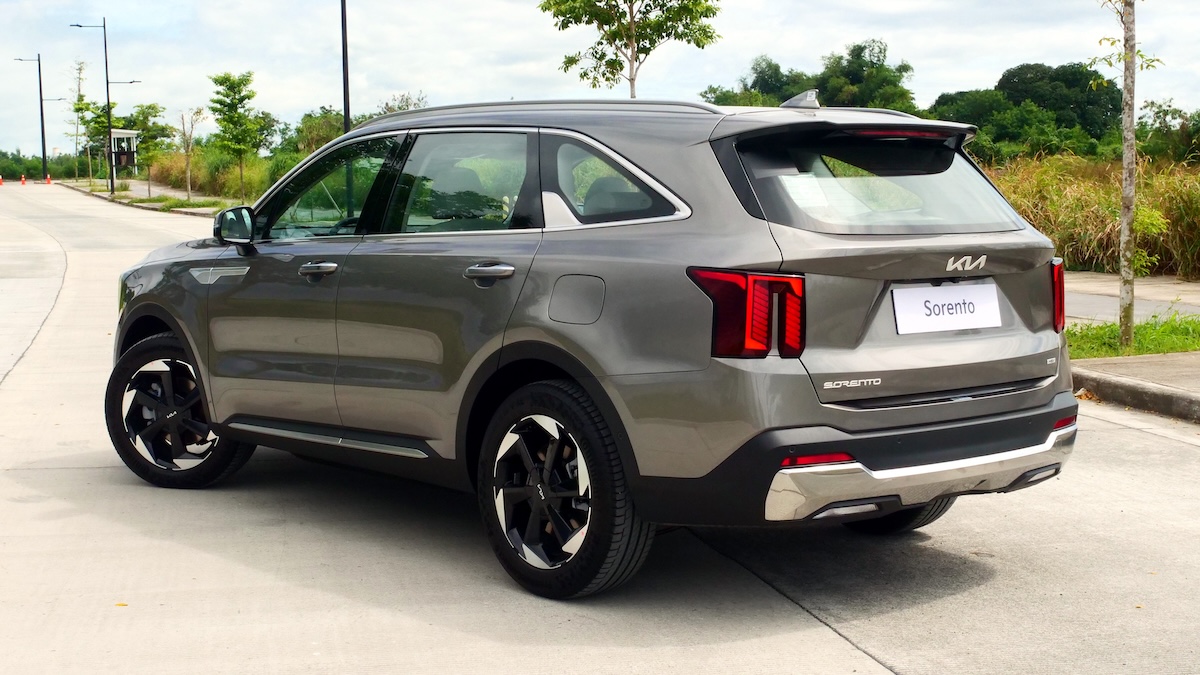 Kia Sorento giảm giá còn từ 879 triệu đồng tại đại lý, đua giá với Santa Fe nhưng VIN 2025- Ảnh 6. Kia Sorento giảm giá còn từ 879 triệu đồng tại đại lý, đua giá với Santa Fe nhưng VIN 2025- Ảnh 6.