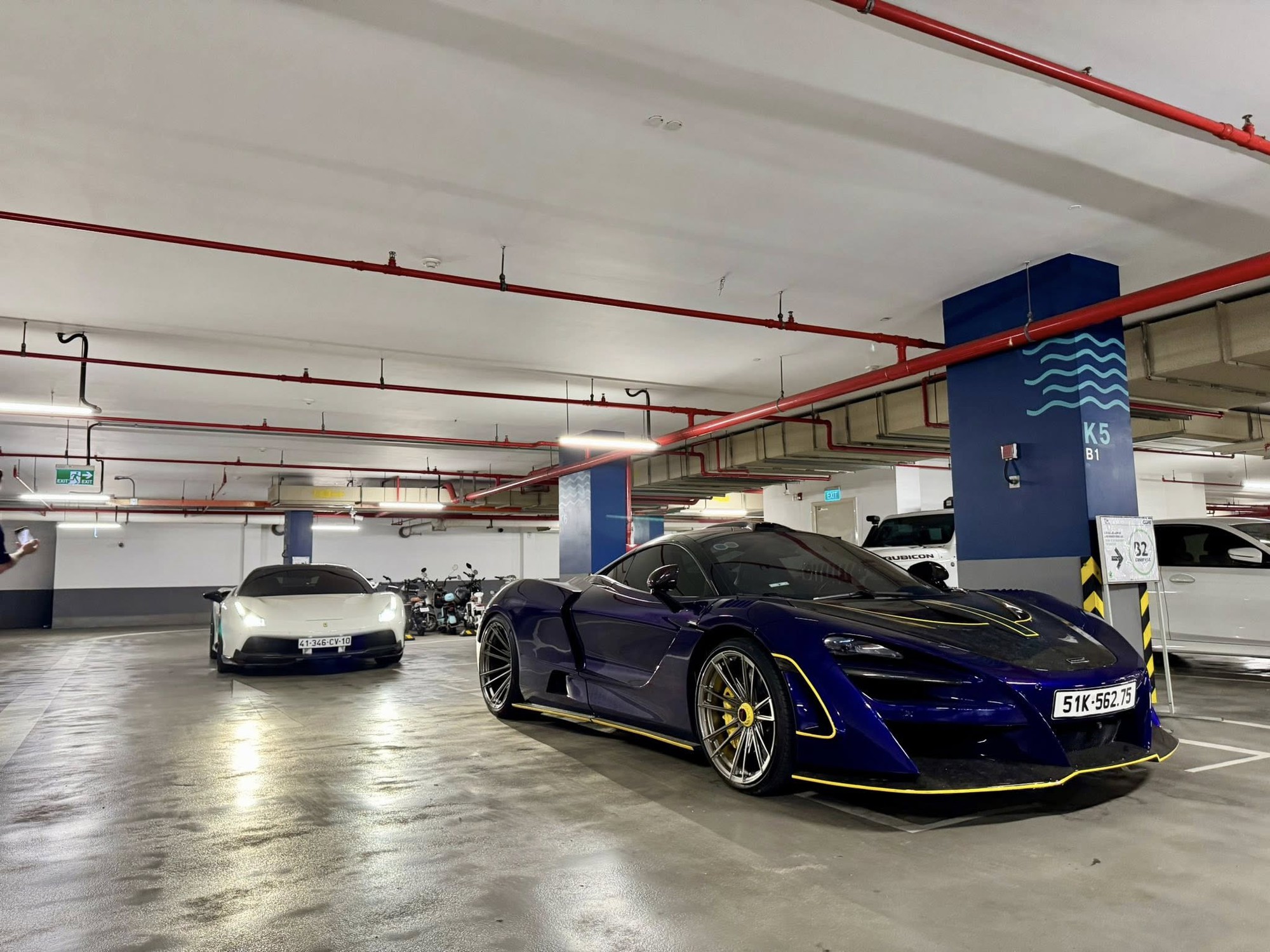 Rao McLaren 720S độ độc nhất Việt Nam giá hơn 13 tỷ đồng, chủ xe chia sẻ: 'Chỉ 15 chiếc toàn thế giới, bao quay đầu cho người trải nghiệm'- Ảnh 2. Rao McLaren 720S độ độc nhất Việt Nam giá hơn 13 tỷ đồng, chủ xe chia sẻ: 'Chỉ 15 chiếc toàn thế giới, bao quay đầu cho người trải nghiệm'- Ảnh 2.
