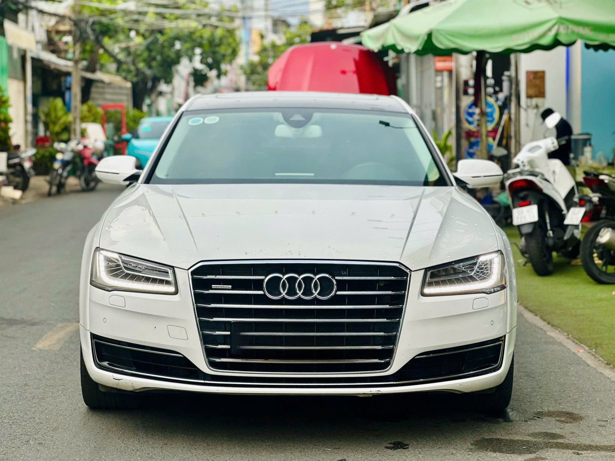 Rao Audi A8L 2017 giá 1,3 tỷ đồng, người bán chia sẻ: 5 tỷ không mua, giờ cũng không mua thì sao biết được 'trùm cuối Audi' đỉnh cỡ nào- Ảnh 5.