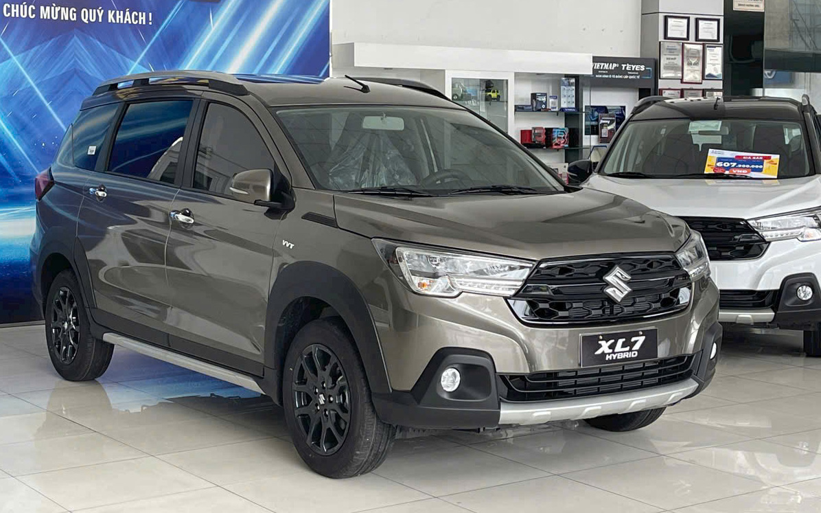 Suzuki 'chơi lớn' tại Việt Nam năm nay: Ngoài Fronx còn có XL7 bản mới sắp ra mắt, cạnh tranh từ Sonet tới Xpander- Ảnh 3.