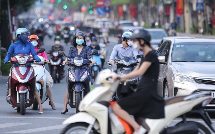 Phó chủ tịch QH: Việc cấm xe máy xăng trong Vành đai 1 Hà Nội cần lộ trình, giải pháp phù hợp- Ảnh 3. Phó chủ tịch QH: Việc cấm xe máy xăng trong Vành đai 1 Hà Nội cần lộ trình, giải pháp phù hợp- Ảnh 3.