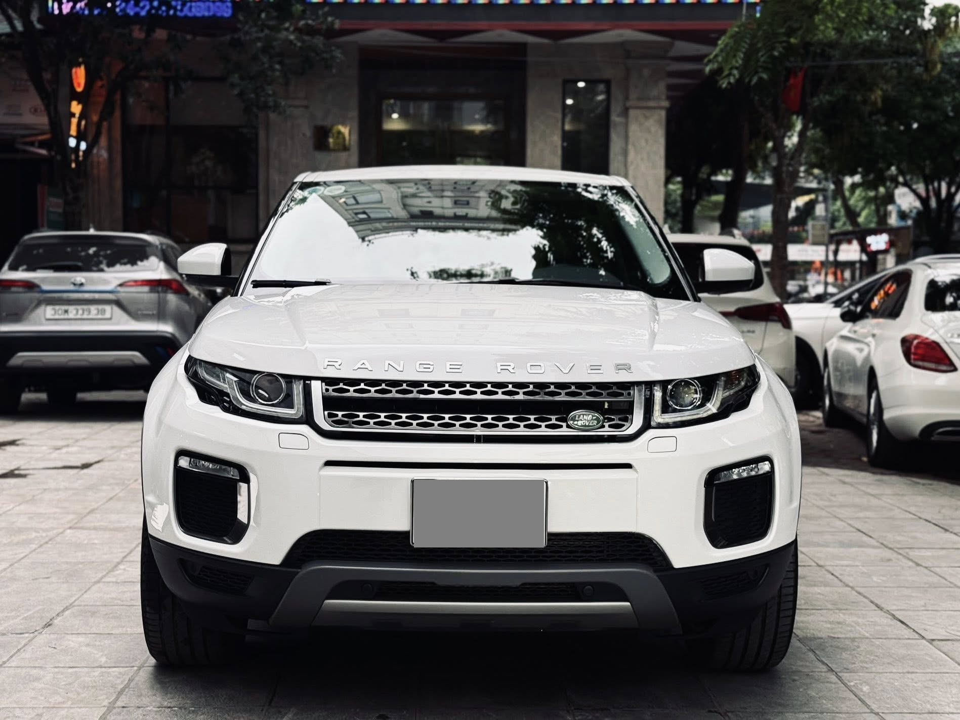 'Hơn tỷ đã đi được Range Rover', người bán rao Evoque rẻ hơn Mercedes-Benz C-Class 'base'- Ảnh 3.