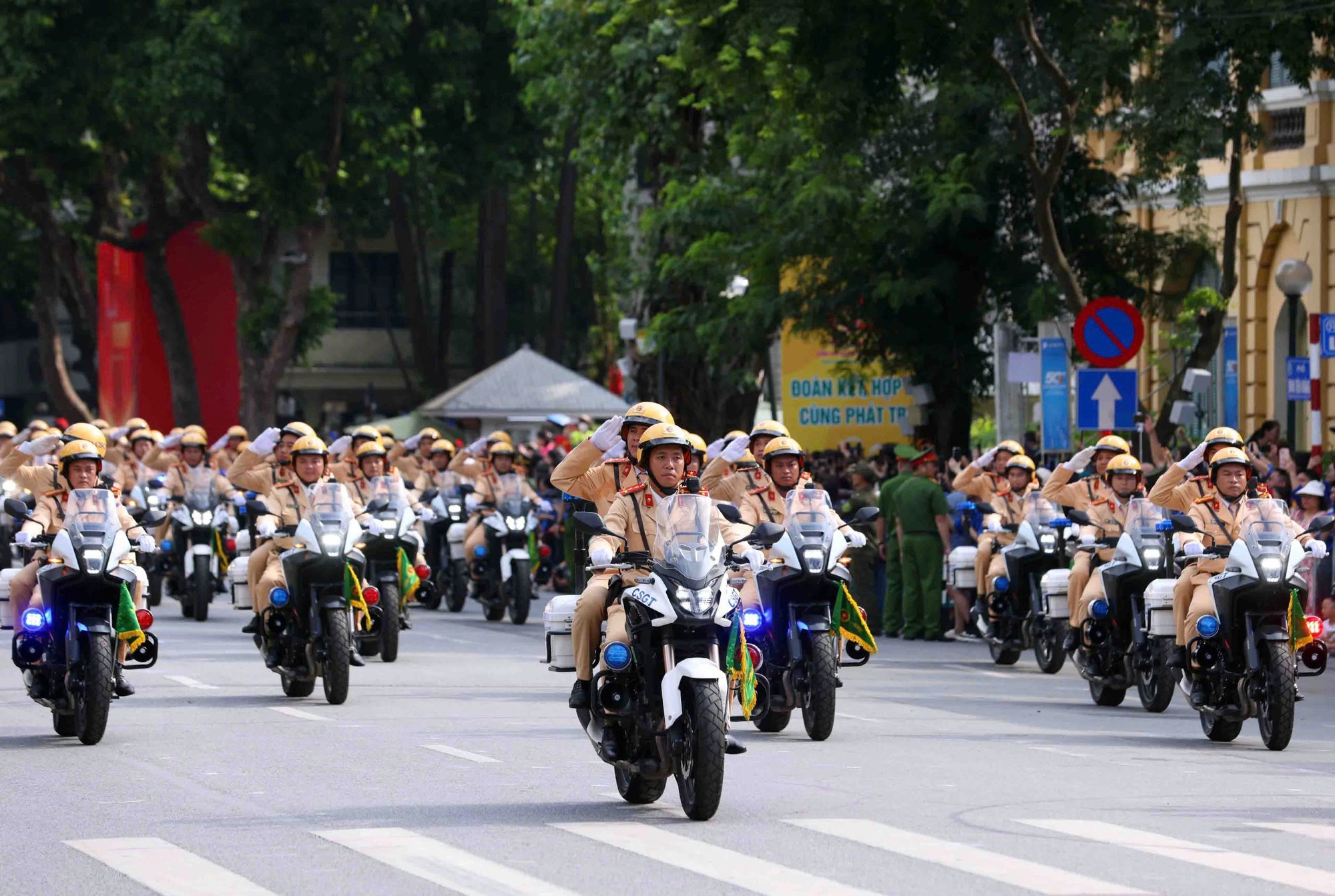 Chi tiết các tuyến đường bị cấm ở Hà Nội để phục vụ Lễ kỷ niệm Quốc khánh 2-9- Ảnh 1. Chi tiết các tuyến đường bị cấm ở Hà Nội để phục vụ Lễ kỷ niệm Quốc khánh 2-9- Ảnh 1.
