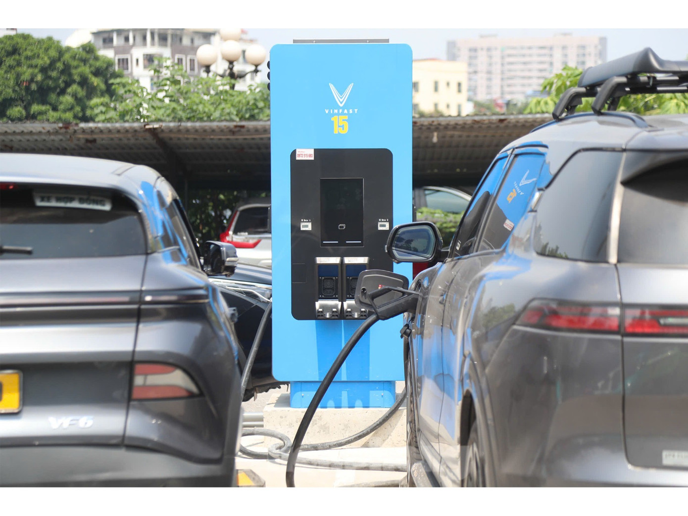 Nở rộ kinh doanh trạm sạc xe điện- Ảnh 1. Nở rộ kinh doanh trạm sạc xe điện- Ảnh 1.