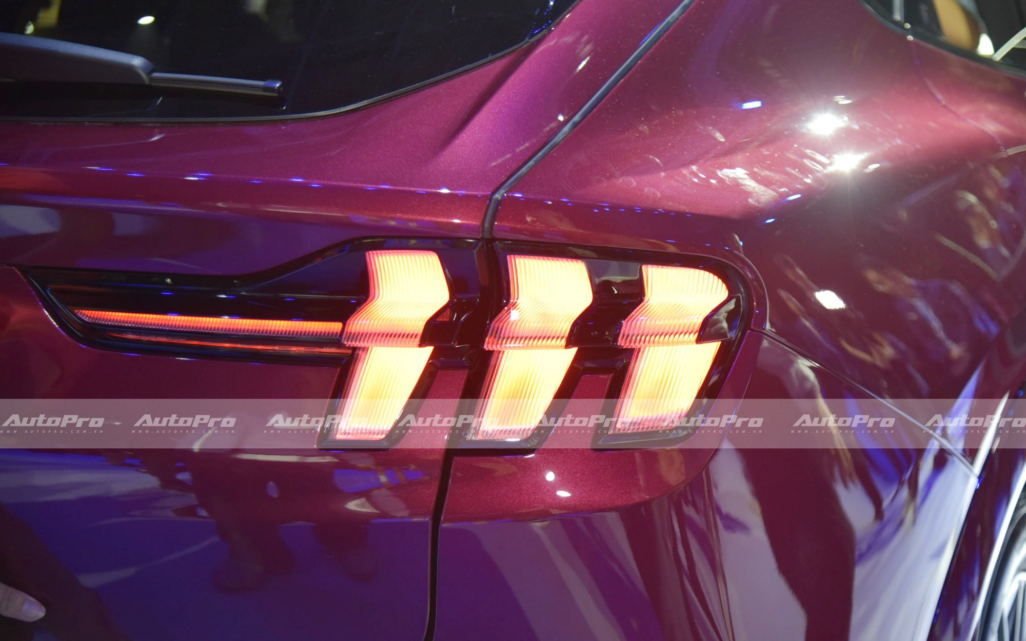 Ford Mustang Mach-E ra mắt Việt Nam: Giá 2,599 tỷ đồng, mạnh gần 400hp, đầy pin dư sức chạy Hà Nội - Quảng Bình- Ảnh 6.
