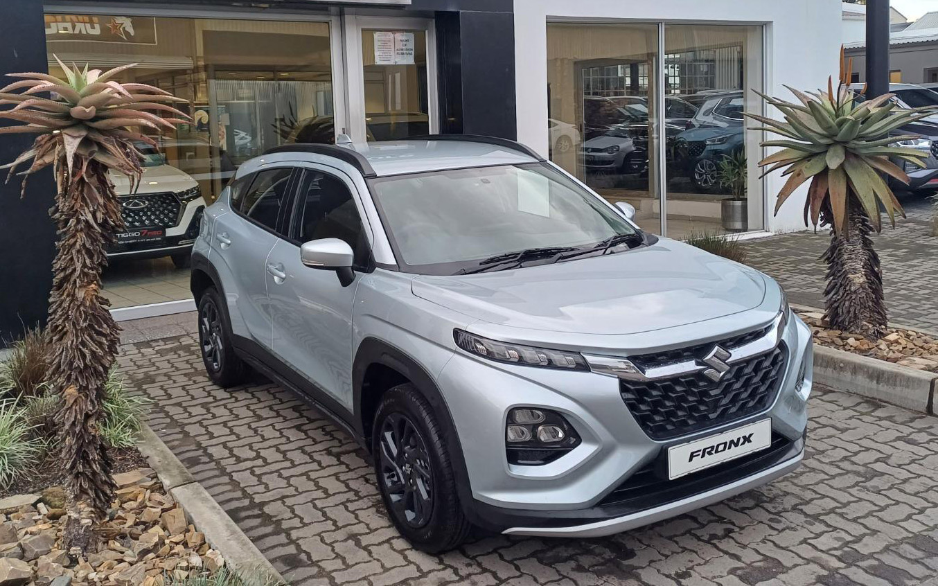 Suzuki Fronx bán tại Việt Nam mà áp dụng chính sách này thì dễ đắt khách: Chạy 50.000km không tốn tiền bảo dưỡng, lên 100.000km vẫn rẻ- Ảnh 2.