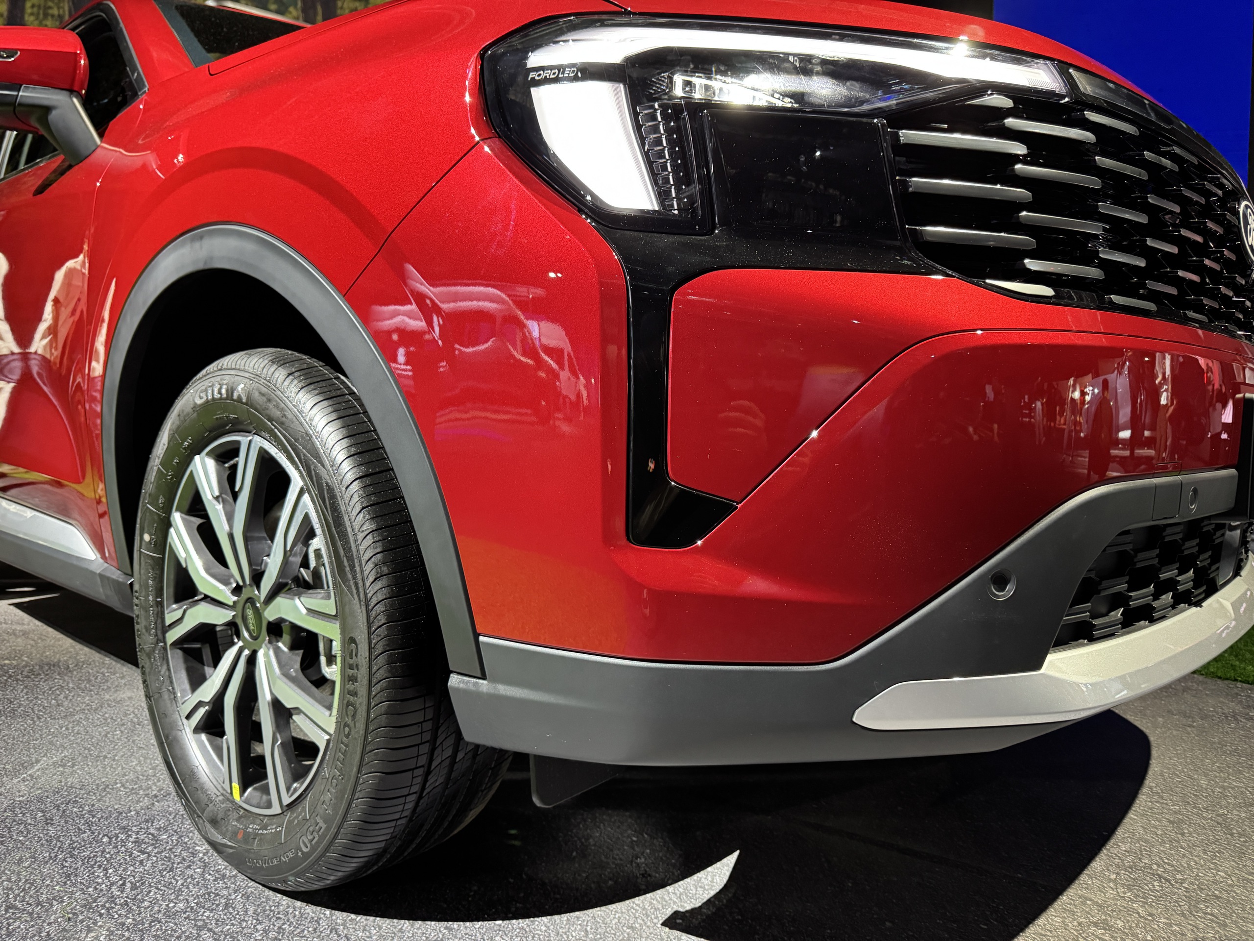 Chênh tới 134 triệu đồng, 3 bản Ford Territory 2025 nhìn qua gần giống nhưng ‘bóc’ kỹ mới thấy khác rõ về công nghệ- Ảnh 5.