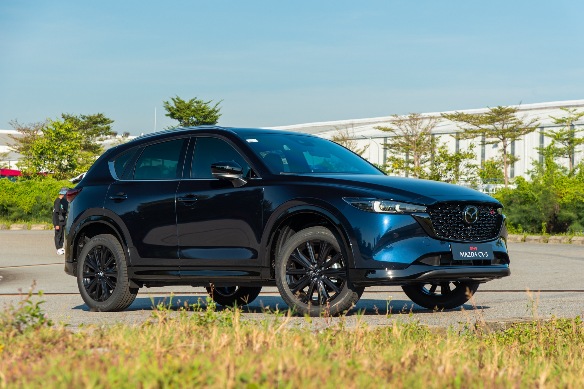 Cùng giá khoảng 850 triệu đồng chọn Ford Territory, Mazda CX-5 hay Hyundai Tucson: Đều ‘ngập’ công nghệ, có ADAS nhưng vẫn còn nhiều điểm khác biệt- Ảnh 2.