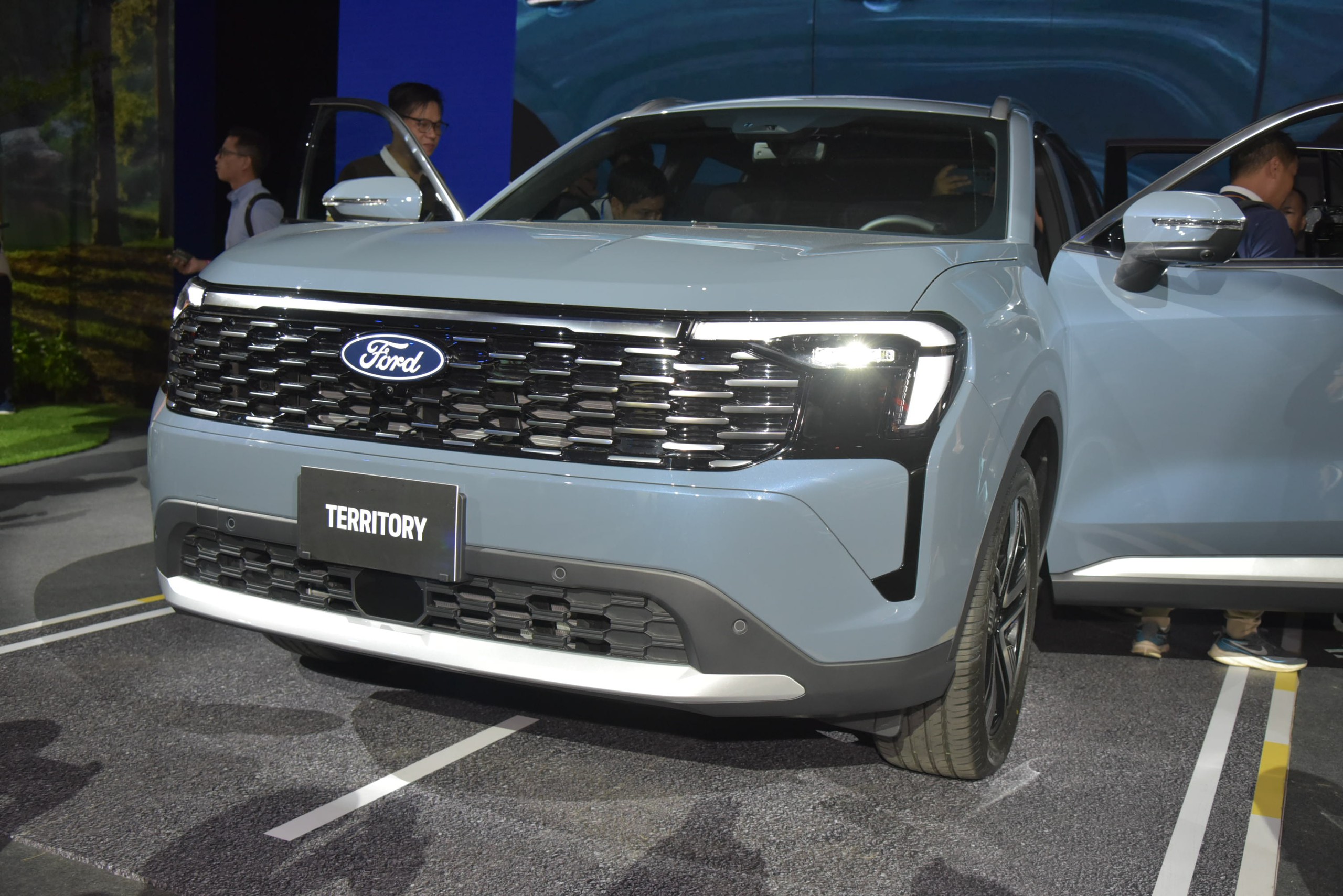 Chênh tới 134 triệu đồng, 3 bản Ford Territory 2025 nhìn qua gần giống nhưng ‘bóc’ kỹ mới thấy khác rõ về công nghệ- Ảnh 6.