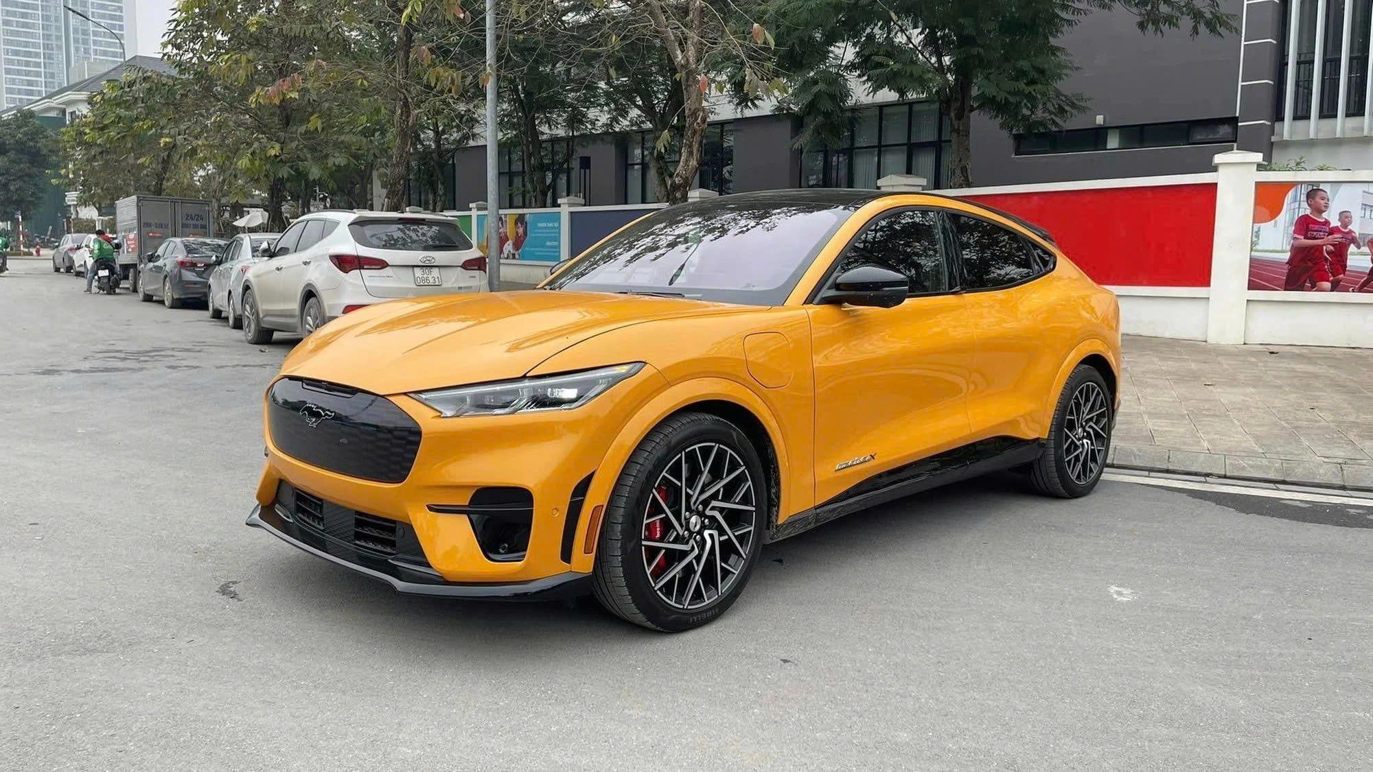 ‘Sau Mustang Mach-E, Ford Việt Nam có thể chơi lớn với Bronco, Ranger hiệu suất cao…’- Ảnh 6.