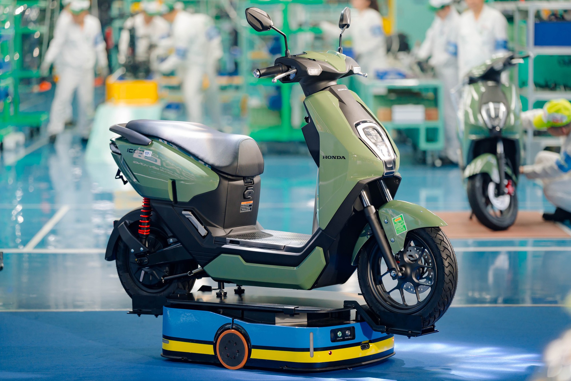 Xe máy điện đầu tiên của Honda tại Việt Nam chính thức cho mua pin, giá gần 10 triệu đồng- Ảnh 1. Xe máy điện đầu tiên của Honda tại Việt Nam chính thức cho mua pin, giá gần 10 triệu đồng- Ảnh 1.