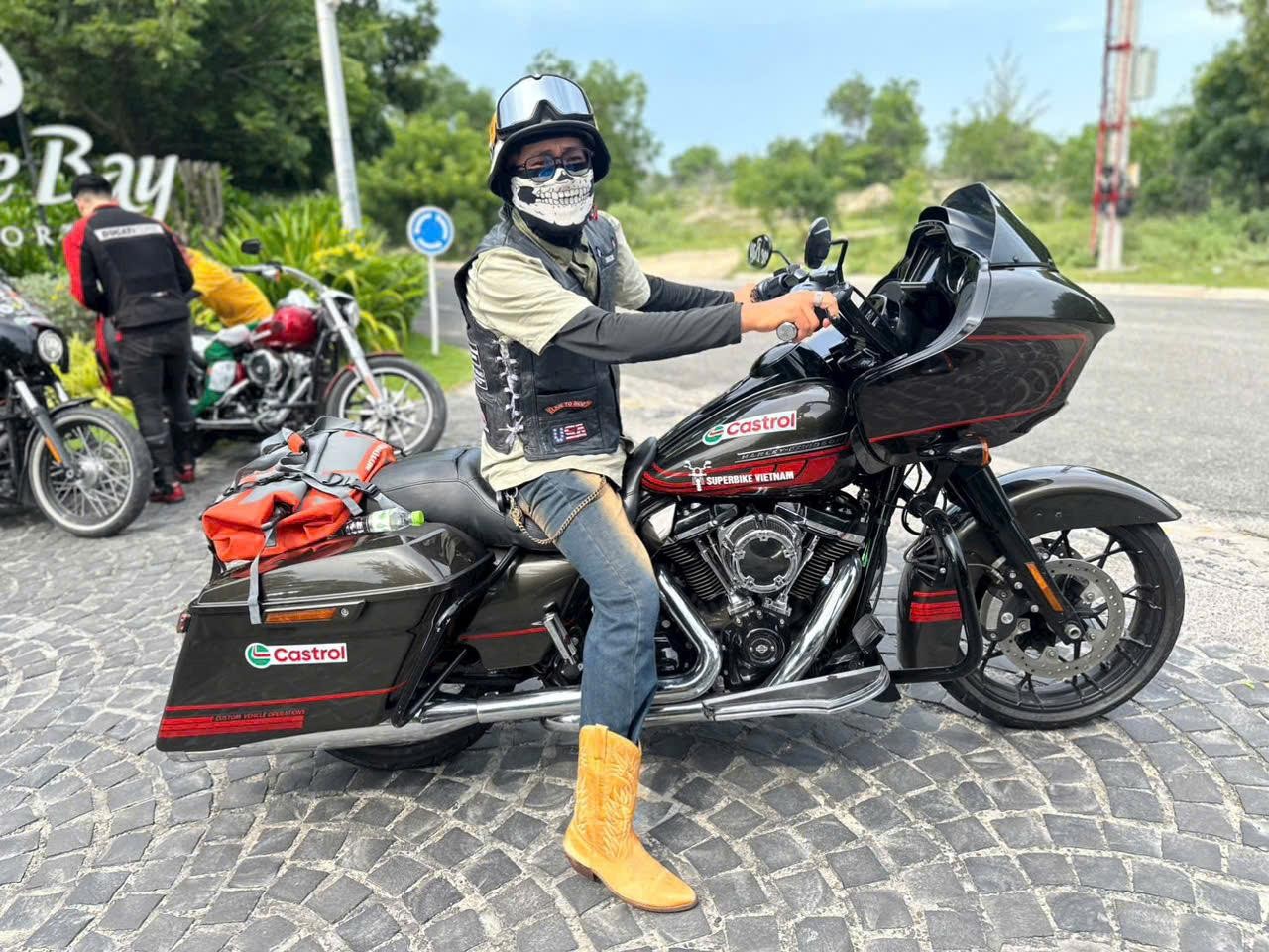 Đi để kết nối - câu chuyện về những Super Biker Việt Nam yêu đường dài- Ảnh 2.