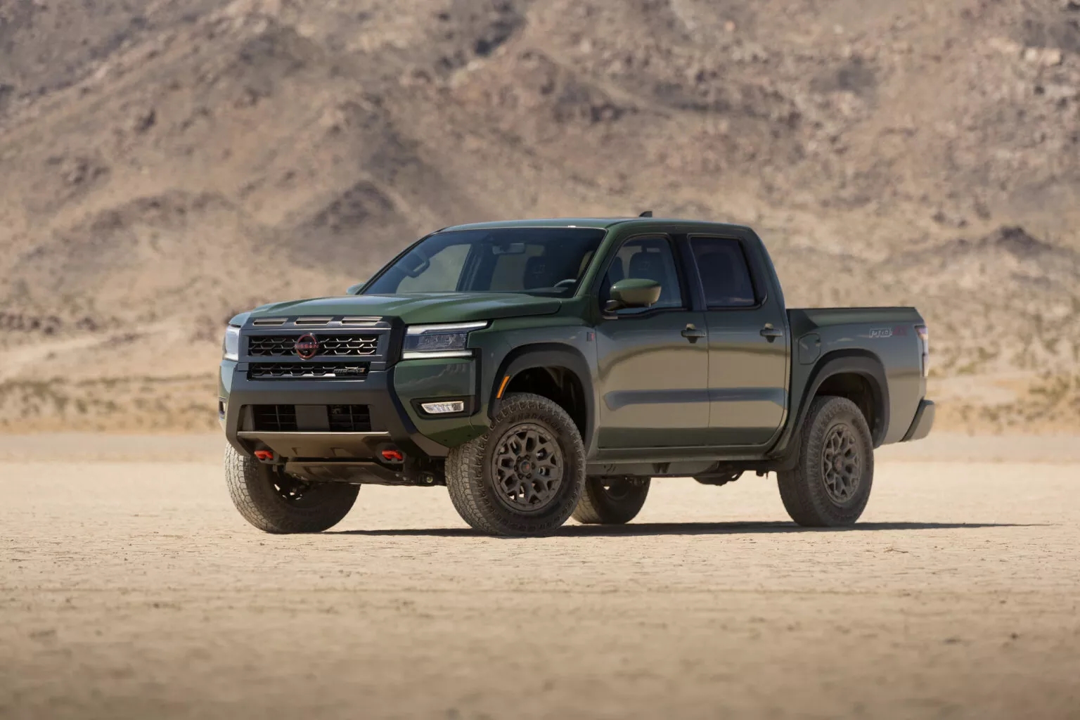 Nissan Navara 2026 ra mắt: Thêm tiện nghi, bổ sung bản địa hình cực chất đấu Ford Ranger Raptor, nhưng vẫn thua đối thủ ở một điểm- Ảnh 14.