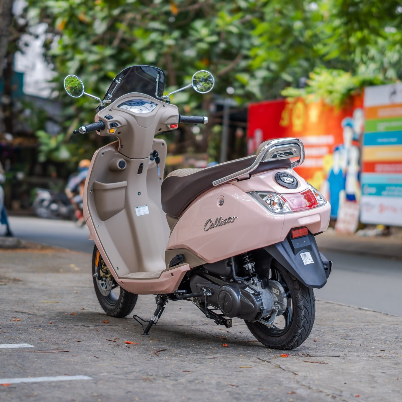 Ở Việt Nam có xe tay ga đang giảm giá mạnh, trang bị không thua kém đối thủ Vision mà rẻ hơn 10 triệu- Ảnh 2. Ở Việt Nam có xe tay ga đang giảm giá mạnh, trang bị không thua kém đối thủ Vision mà rẻ hơn 10 triệu- Ảnh 2.