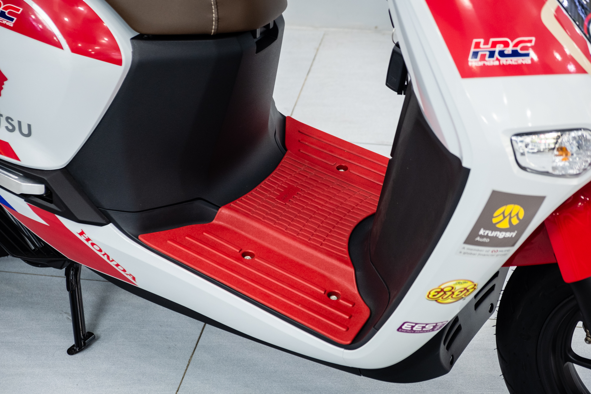 'Cận cảnh' hàng hiếm Honda Giorno+ SC35 ThaiGP đầu tiên về Việt Nam, giới hạn 99 chiếc trên toàn thế giới, giá có thể cả trăm triệu- Ảnh 14.