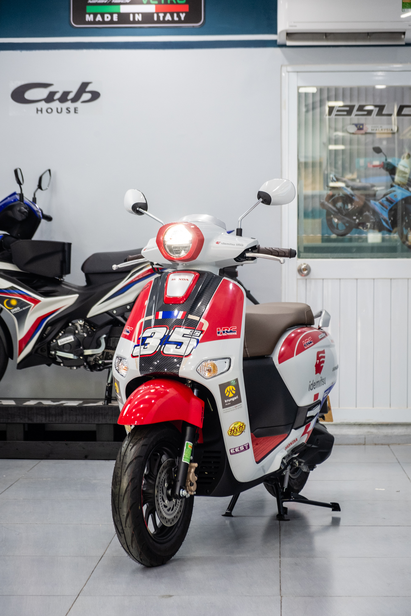 'Cận cảnh' hàng hiếm Honda Giorno+ SC35 ThaiGP đầu tiên về Việt Nam, giới hạn 99 chiếc trên toàn thế giới, giá có thể cả trăm triệu- Ảnh 2.