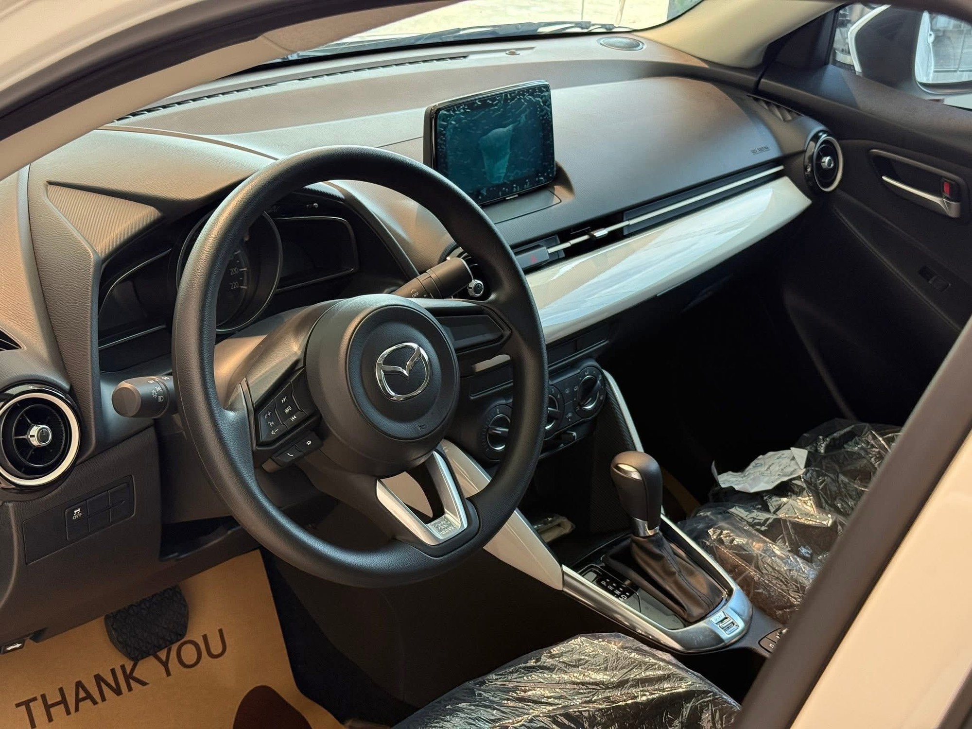 Mazda2 giảm giá tới 42 triệu đồng, giá thực tế lấn cả 'sân' của Hyundai i10, Kia Morning- Ảnh 7.