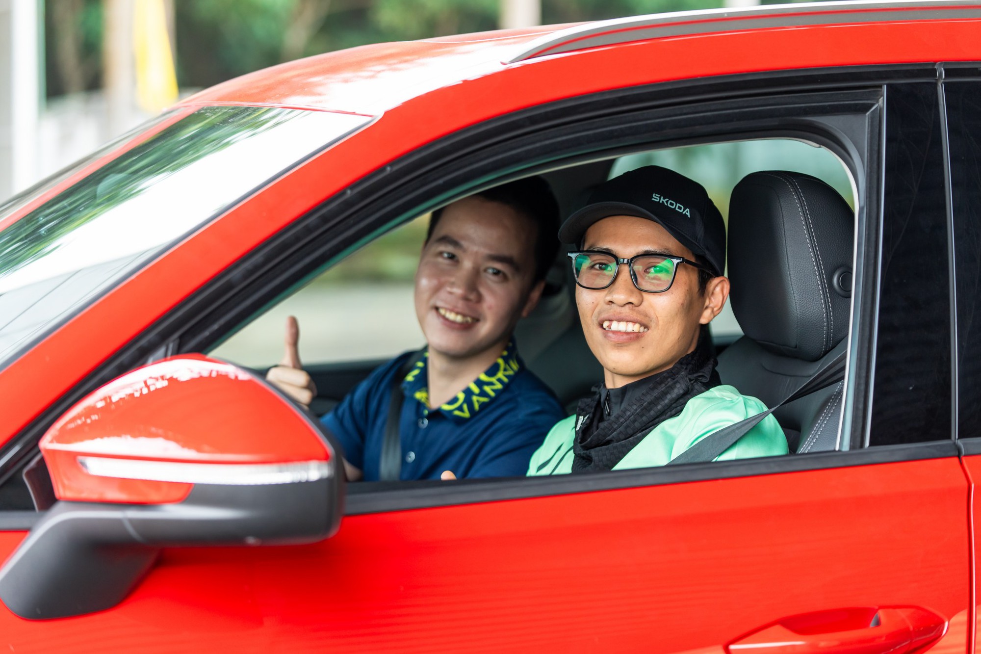 Đoàn xe Skoda vượt 400km tới Buôn Ma Thuột: Băng rừng, xuyên mưa trắng trời mới thấy rõ khung gầm quan trọng thế nào- Ảnh 26.
