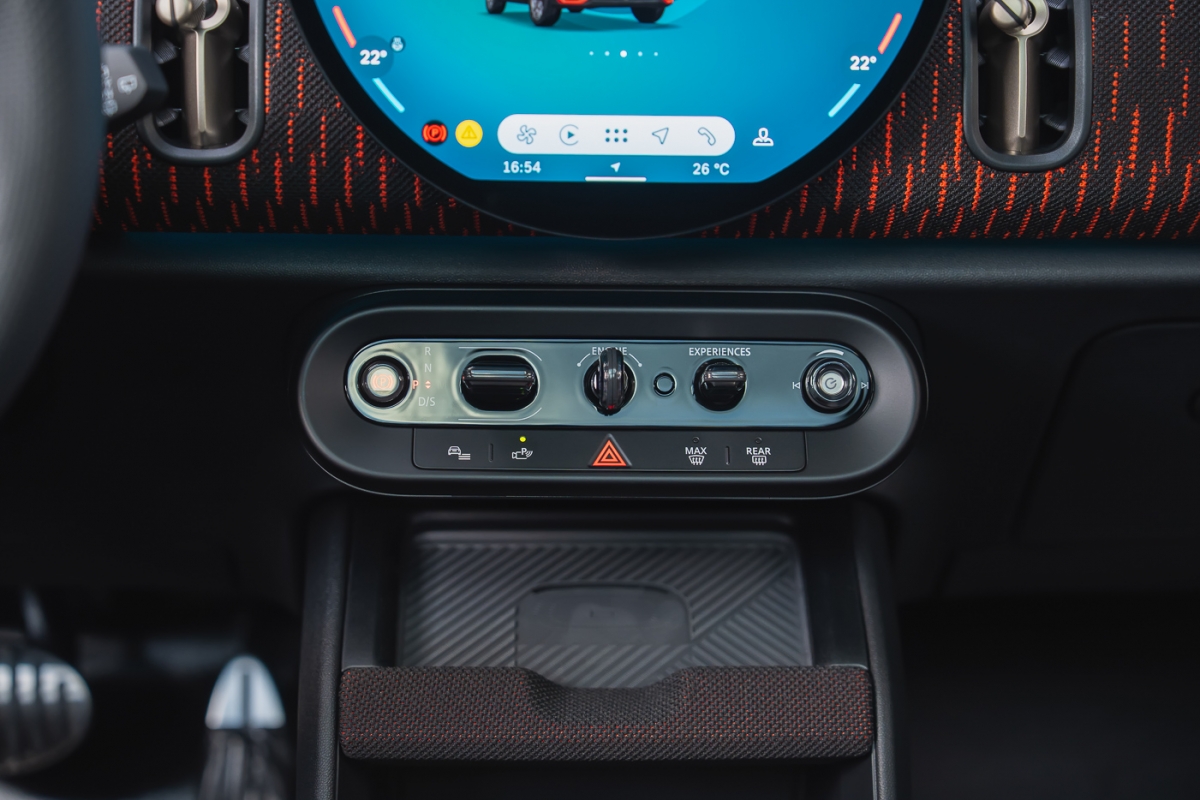 Khám phá MINI John Cooper Works thế hệ mới ra mắt tại Việt Nam- Ảnh 32.