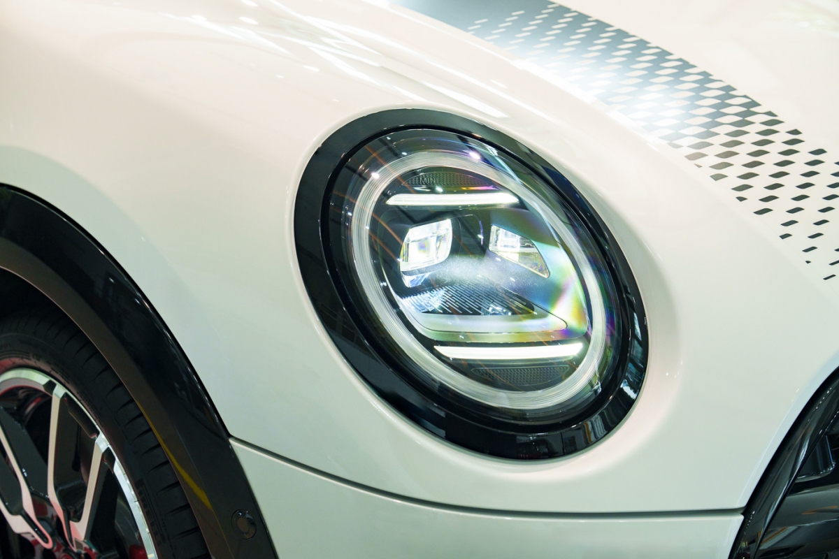 Khám phá MINI John Cooper Works thế hệ mới ra mắt tại Việt Nam- Ảnh 6.