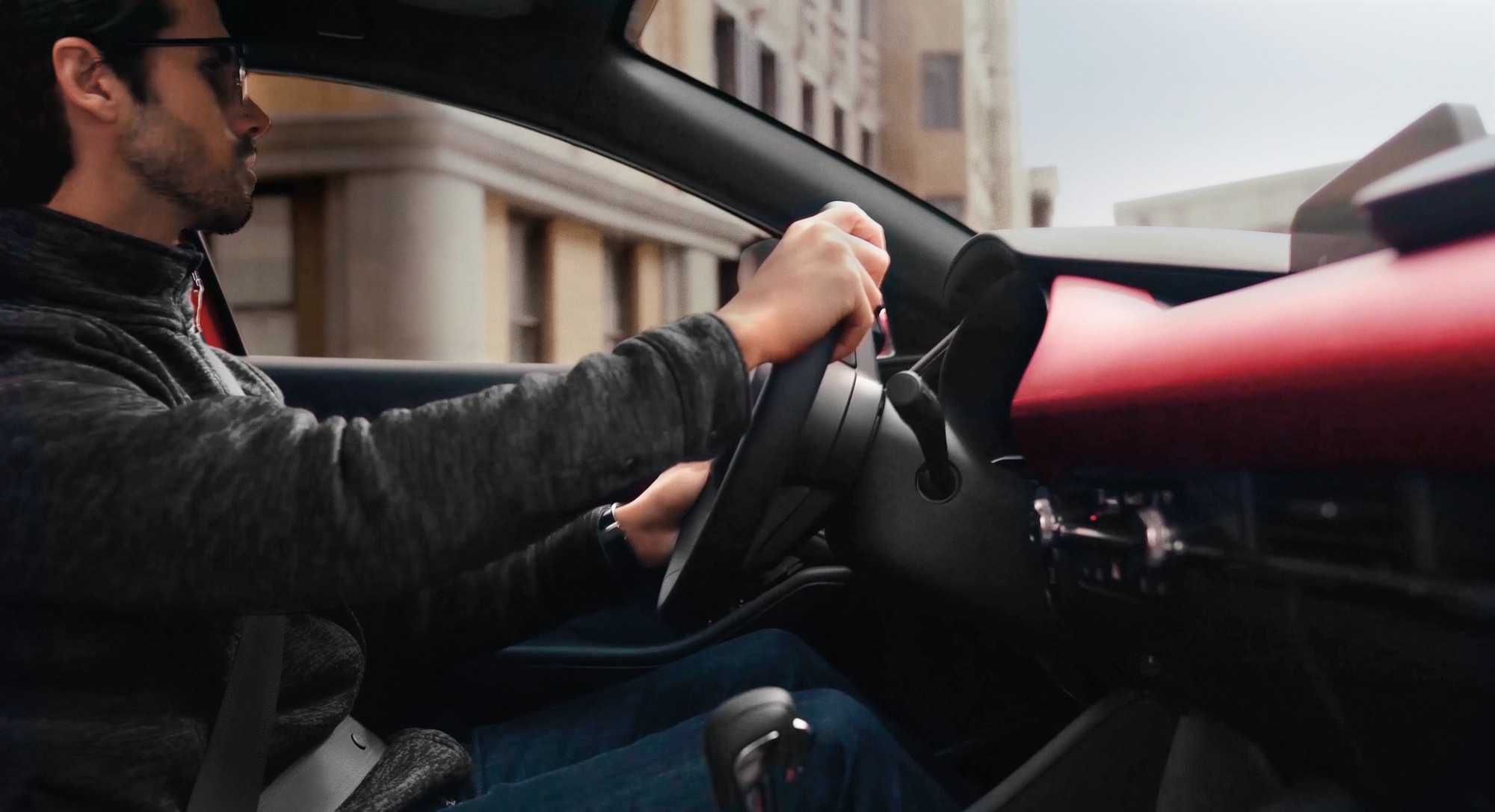 Mazda3 2026 ra mắt: Nhiều điểm hơn hẳn bản đang bán ở Việt Nam, màn 10,25inch, mạnh tới 250 mã lực, ADAS ngay từ bản tiêu chuẩn- Ảnh 9. Mazda3 2026 ra mắt: Nhiều điểm hơn hẳn bản đang bán ở Việt Nam, màn 10,25inch, mạnh tới 250 mã lực, ADAS ngay từ bản tiêu chuẩn- Ảnh 9.