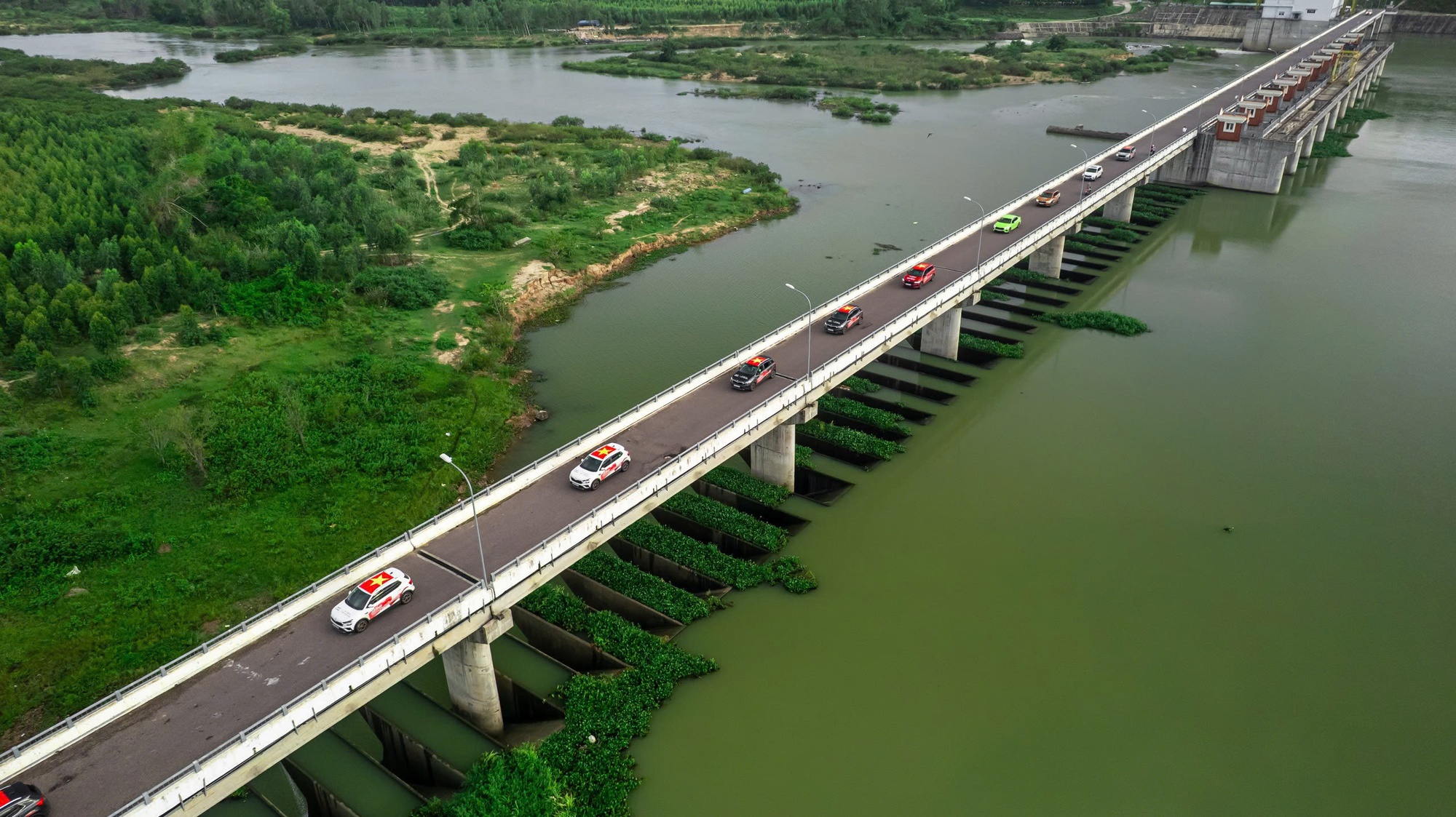 Chia tay Tây Nguyên đại ngàn, đoàn xe Skoda xuôi về miền biển: Hơn 300km với nhiều cung bậc và phần thưởng chỉ dành cho người xứng đáng- Ảnh 18.