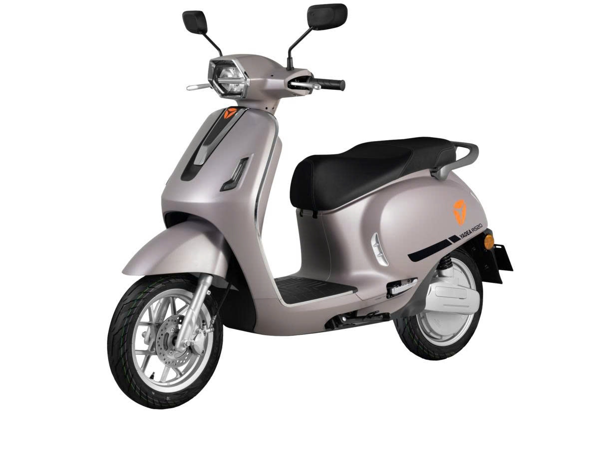 Xe máy điện Yadea RS20 2025 ra mắt, giá hơn 30 triệu đồng- Ảnh 1. Xe máy điện Yadea RS20 2025 ra mắt, giá hơn 30 triệu đồng- Ảnh 1.