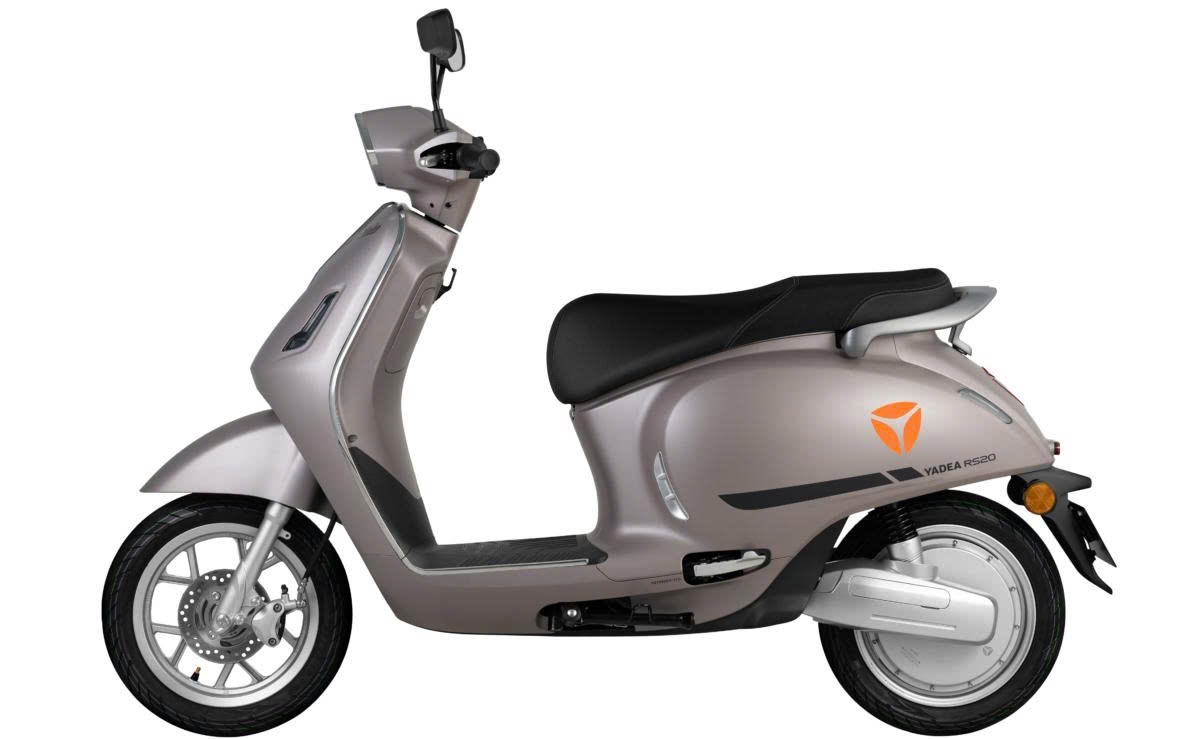 Xe máy điện Yadea RS20 2025 ra mắt, giá hơn 30 triệu đồng- Ảnh 2. Xe máy điện Yadea RS20 2025 ra mắt, giá hơn 30 triệu đồng- Ảnh 2.