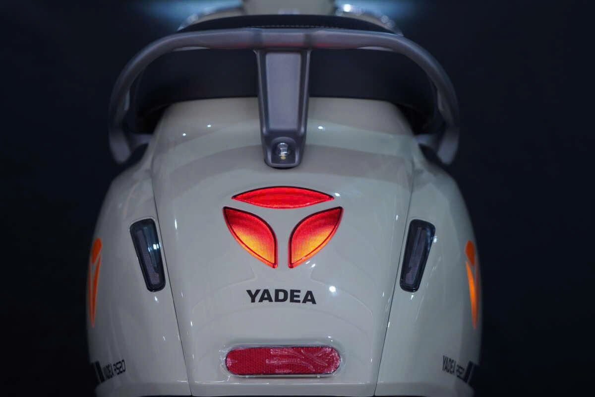Xe máy điện Yadea RS20 2025 ra mắt, giá hơn 30 triệu đồng- Ảnh 6. Xe máy điện Yadea RS20 2025 ra mắt, giá hơn 30 triệu đồng- Ảnh 6.