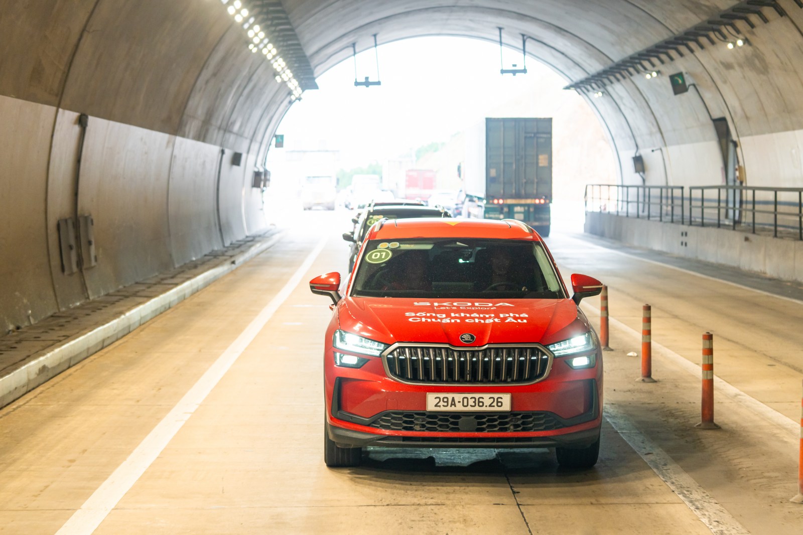 Skoda Slavia vượt hơn 200km cao tốc Nghệ An - Ninh Bình cùng đoàn SUV: Cầm lái không ngán tốc độ cao, ngồi lâu không mệt nhờ một điều- Ảnh 23. Skoda Slavia vượt hơn 200km cao tốc Nghệ An - Ninh Bình cùng đoàn SUV: Cầm lái không ngán tốc độ cao, ngồi lâu không mệt nhờ một điều- Ảnh 23.
