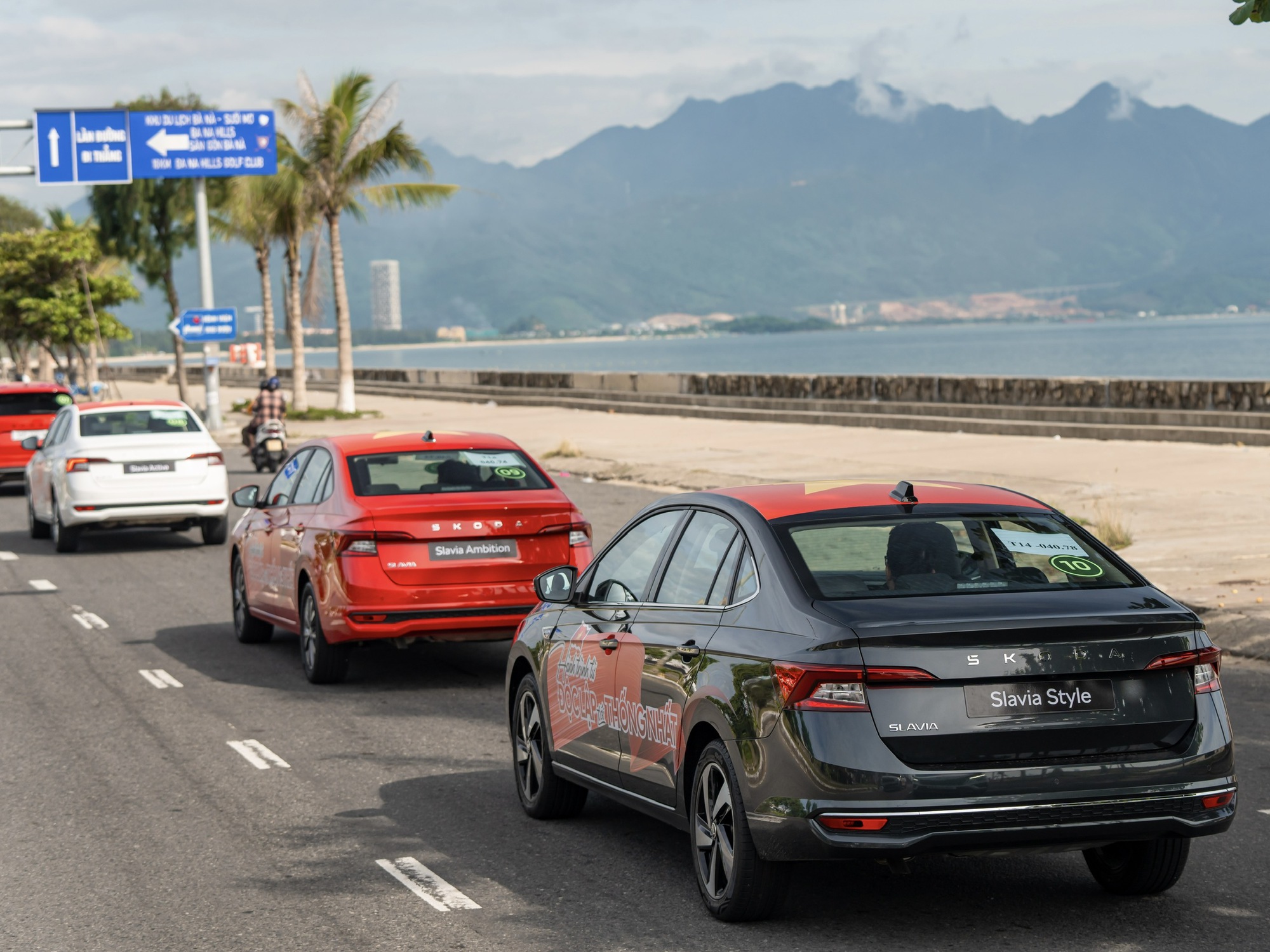 Đoàn Skoda xuyên Việt hoàn thành cung dài nhất hơn 500km: Đích thân TGĐ Skoda Việt Nam cầm lái Slavia vượt đèo Hải Vân- Ảnh 13. Đoàn Skoda xuyên Việt hoàn thành cung dài nhất hơn 500km: Đích thân TGĐ Skoda Việt Nam cầm lái Slavia vượt đèo Hải Vân- Ảnh 13.