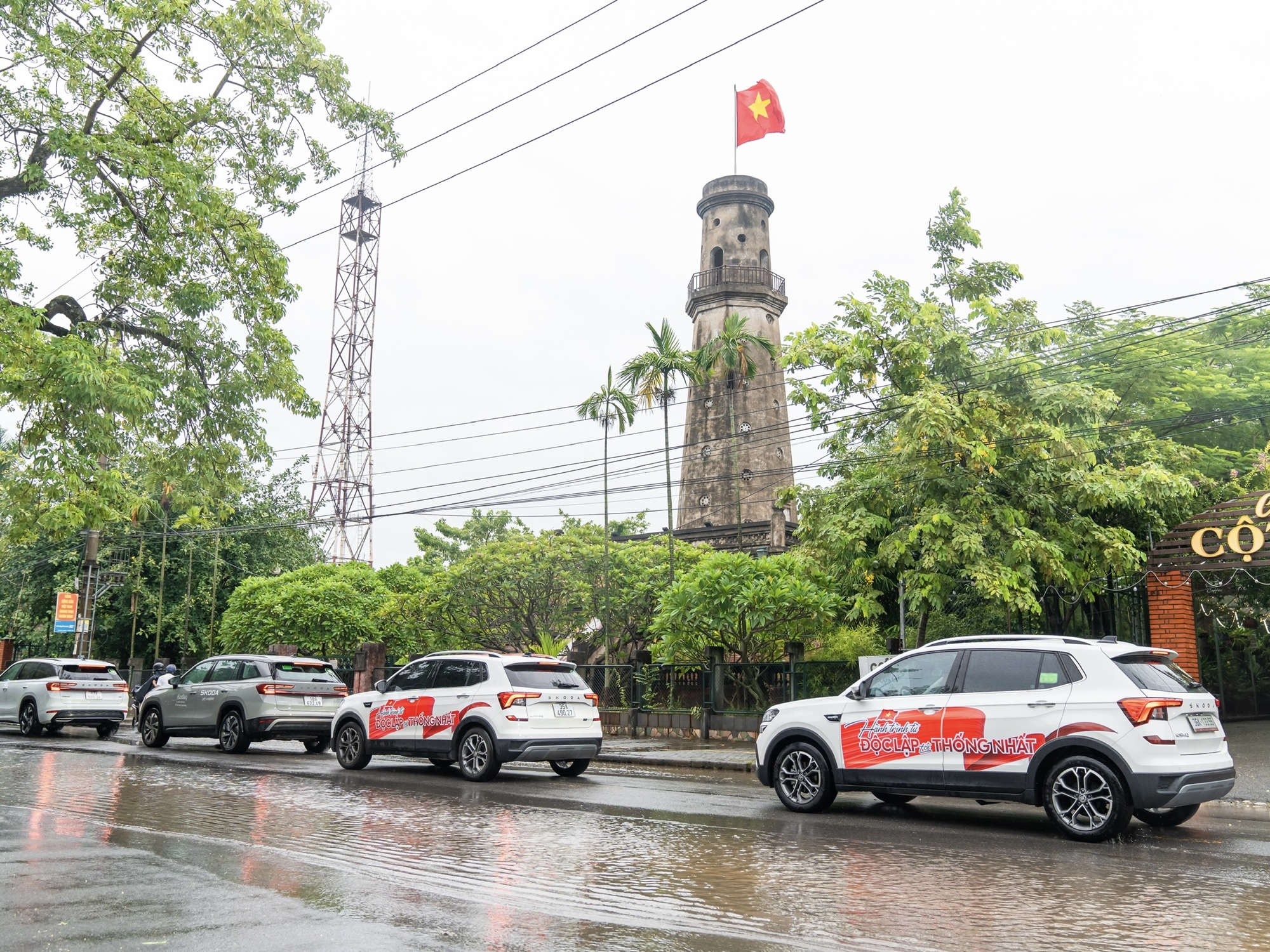 Đoàn Skoda xuyên Việt về nhà máy ở Quảng Ninh: Đi để trở về nơi sinh ra, hiểu chuẩn châu Âu là như thế nào sau gần 2.000km- Ảnh 1.